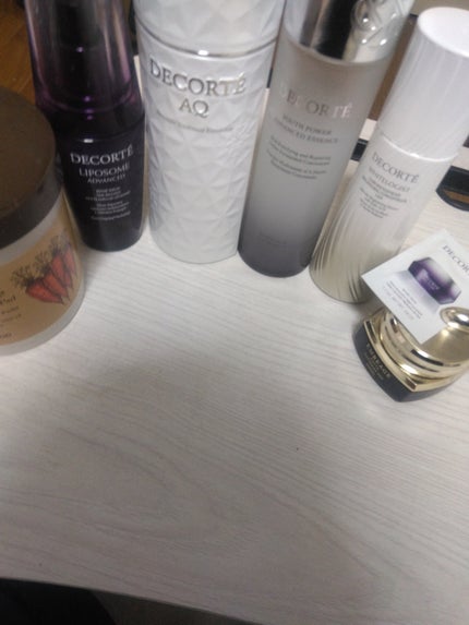 AQ アブソリュート エマルジョン マイクロラディアンス Ⅲ/DECORTÉ/乳液を使ったクチコミ(1枚目)