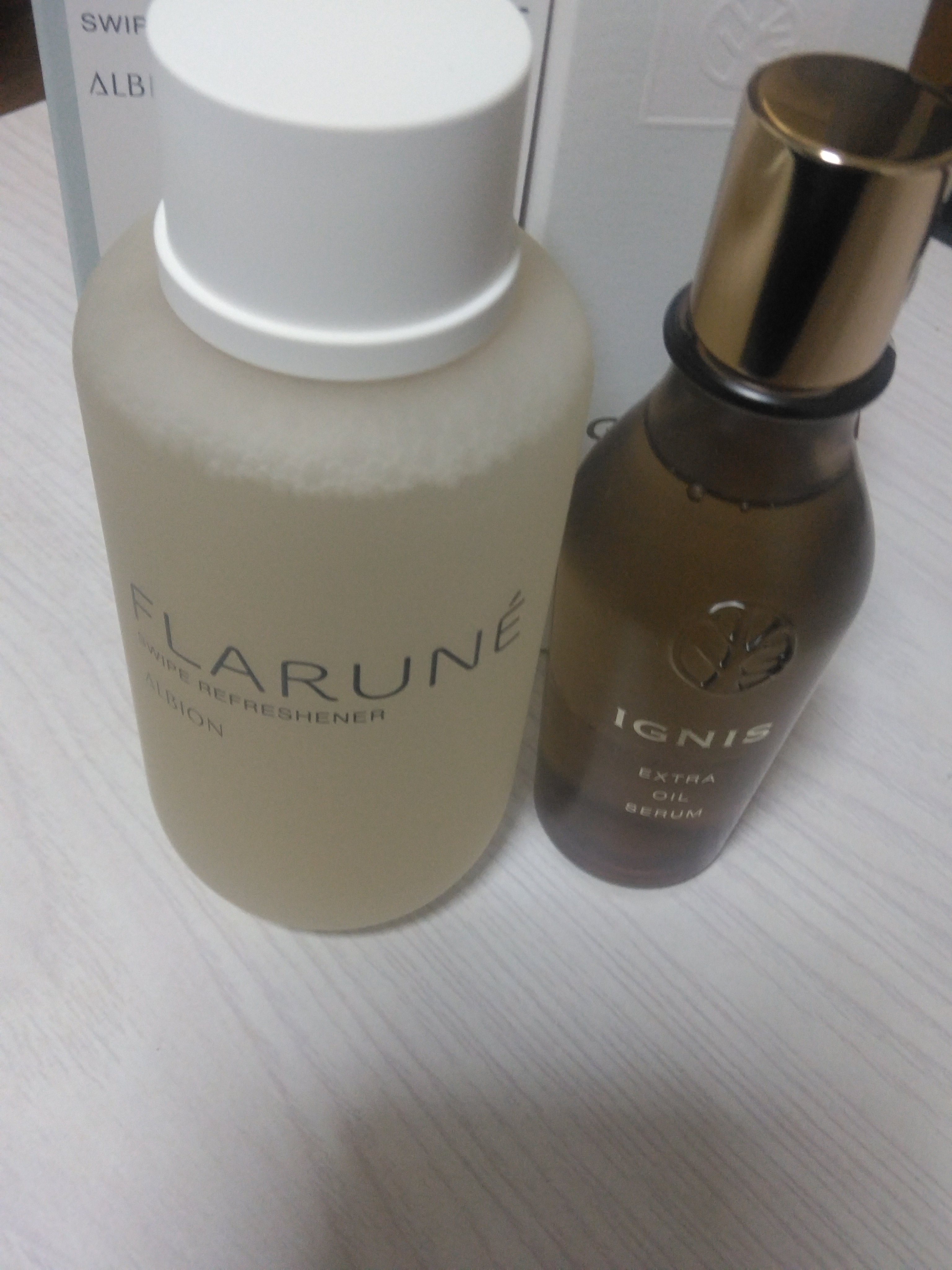 エアリー リクイッド ファンデーション NA201/Elégance/リキッドファンデーションを使ったクチコミ（1枚目）