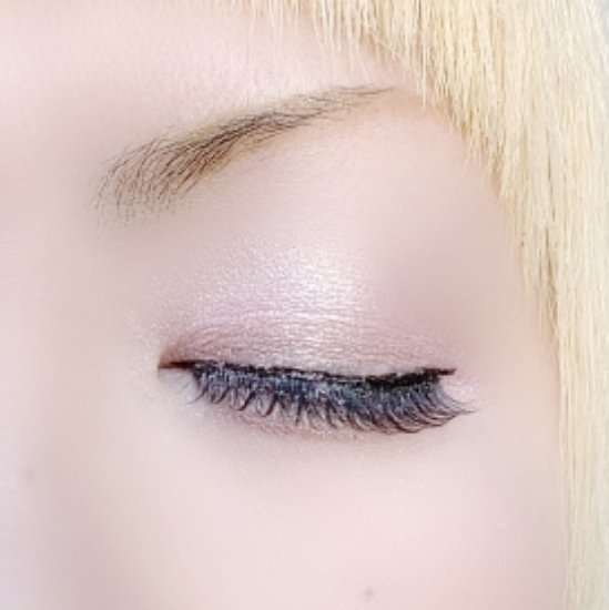 hana by hince トリプルアイパレットのクチコミ「【コンビニホリデー】


コンビニコスメのホリデー♡


hana by hince
Trip.....」（3枚目）