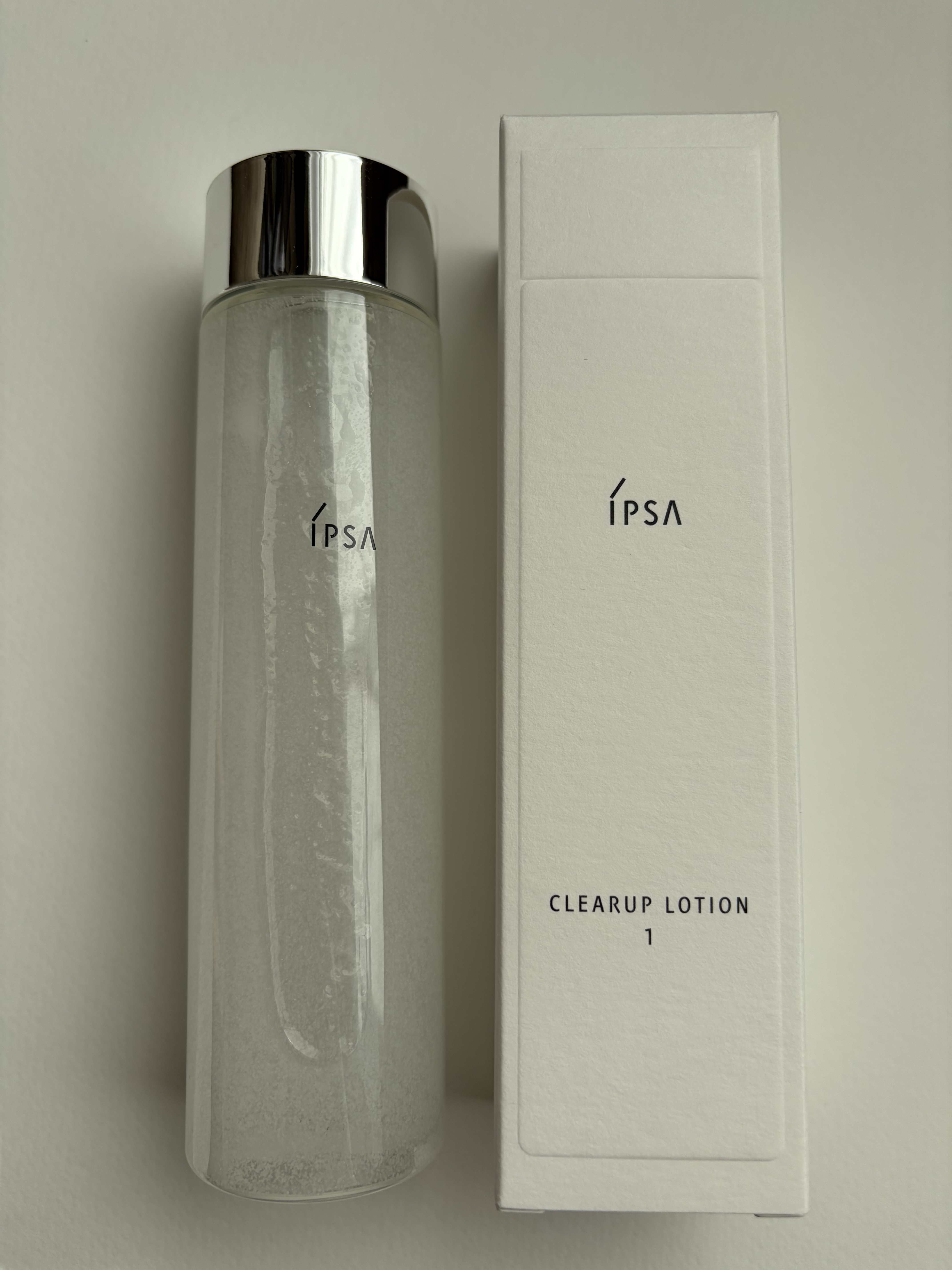 IPSA クリアアップローション 1✔

洗顔では落としきれない、不要な角層や毛穴汚れをすっきり心地よくふきとる角層ケアローション✔
私の2025年1番リピートした拭き取り化粧水で、肌がちゅるんとなる感じが好き🥰

「皮脂溶解ソフトマイク