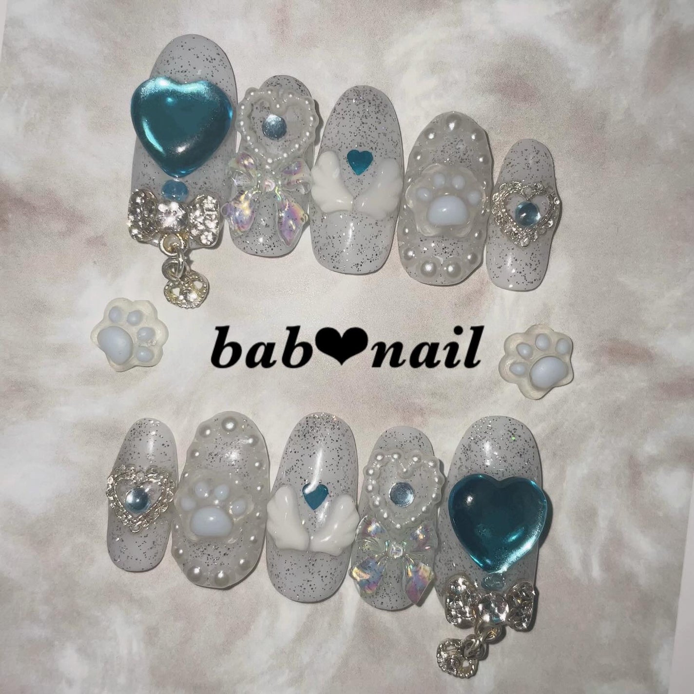 ばぶち on LIPS 「魔法少女みたいなネイルチップ🌙💖🪄✨#ネイル#ネイルチップ..」(5枚目)