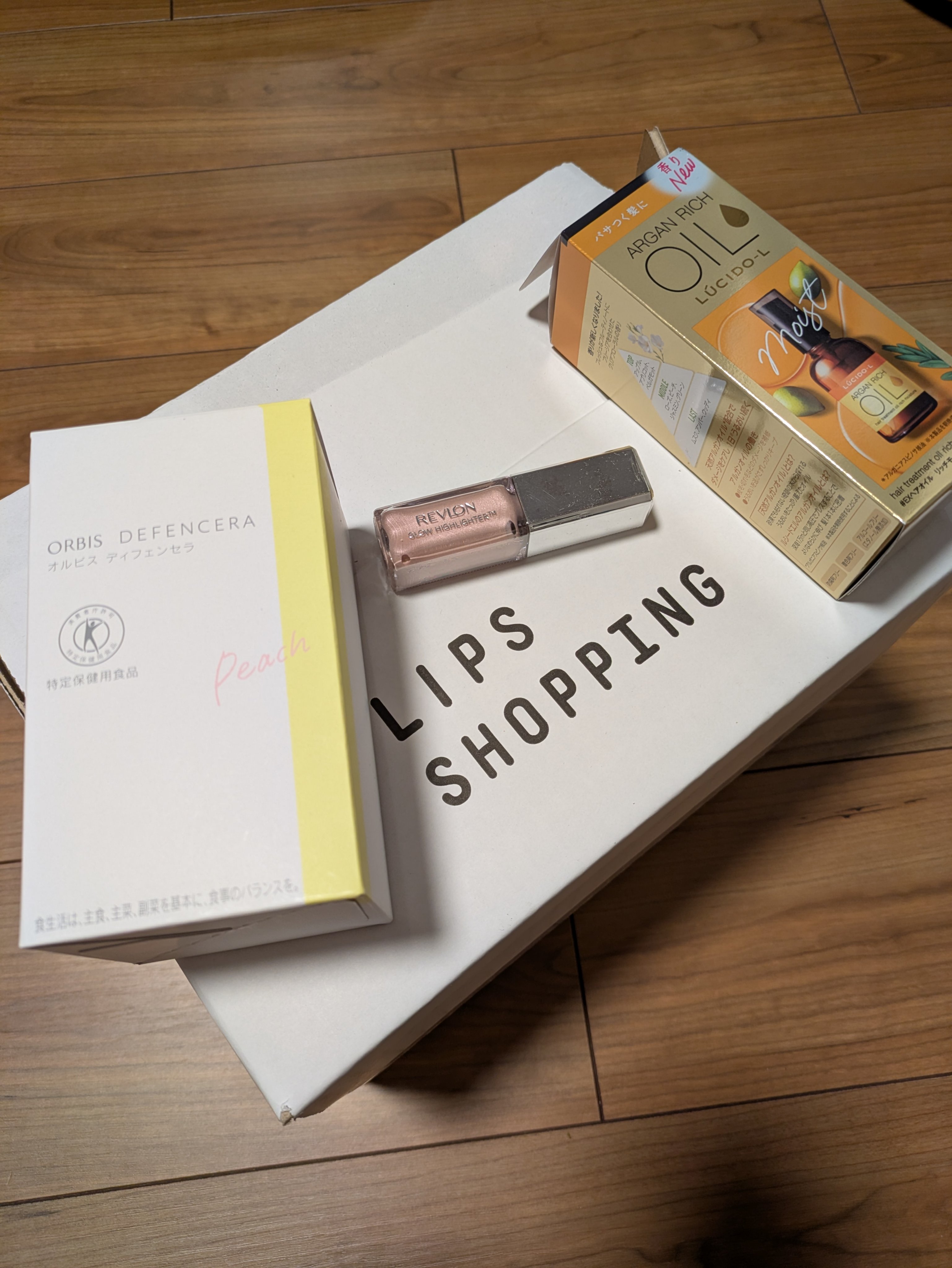 LIPSショッピング🛍まとめ♡
クーポンが当たるたびに買ってしまう🤣

REVLONレブロン グロウ ハイライターピンク オパール
これはドラストでめっちゃ気になってて買えるならLIPSでって待ってて買えたもの♪

オルビスオルビス デ