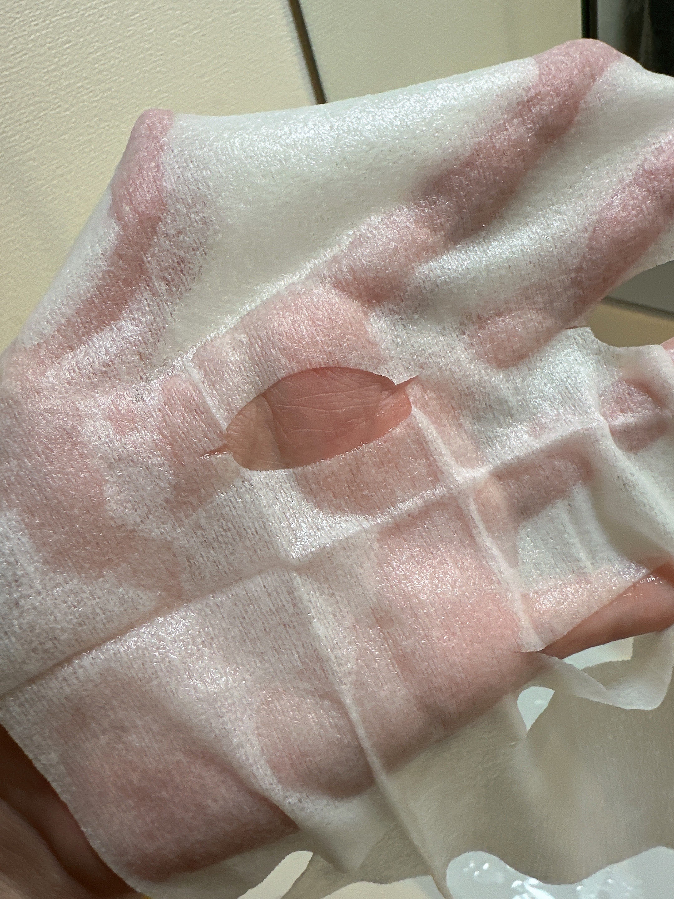 メガショット 夜用白玉タイトニングマスクV/サボリーノ/シートマスク・パックを使ったクチコミ（2枚目）