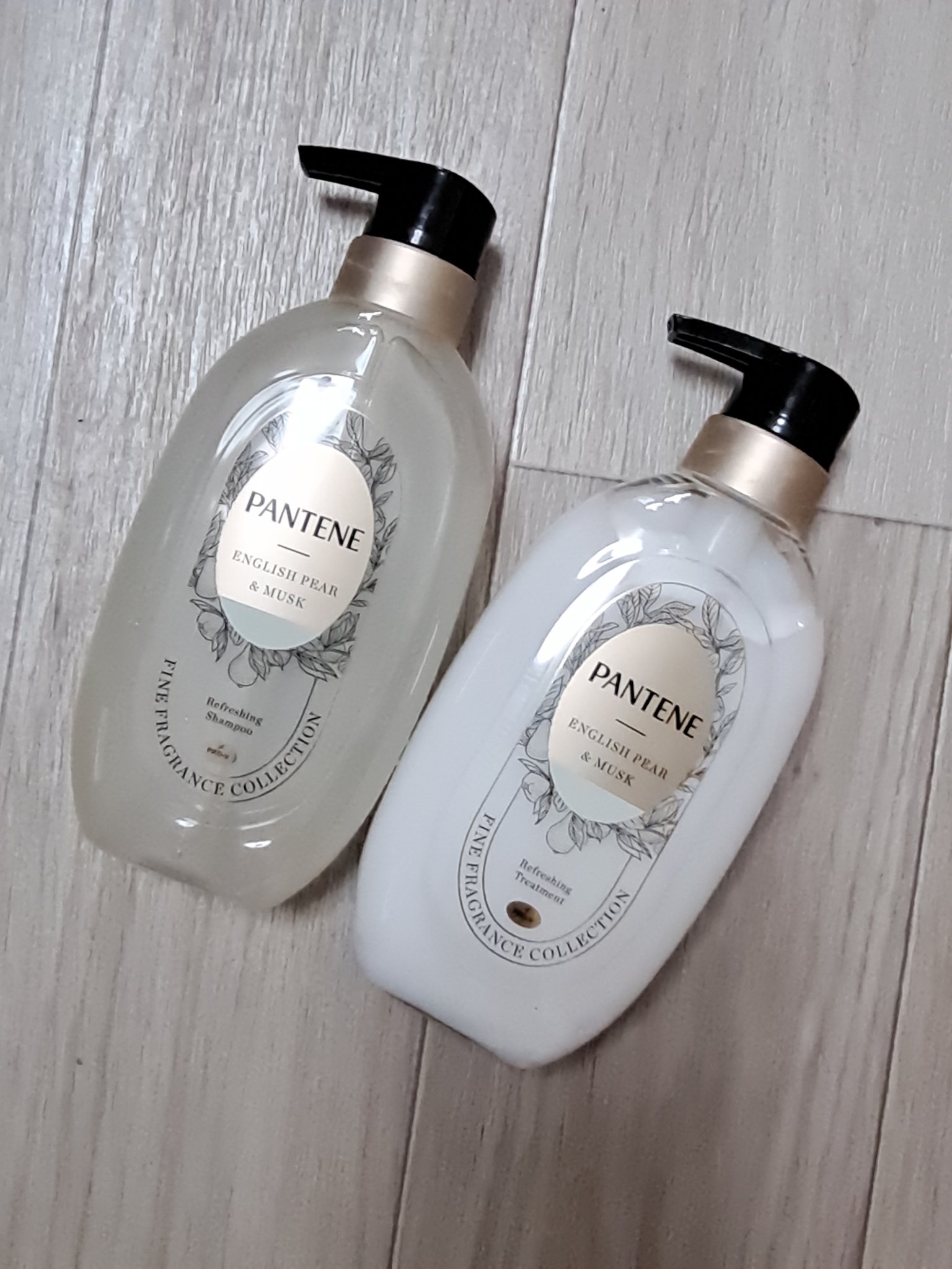 ファインフレグランスコレクション イングリッシュペアー＆ムスクの香り リフレッシングシャンプー/トリートメント/パンテーン/市販シャンプーを使ったクチコミ（2枚目）