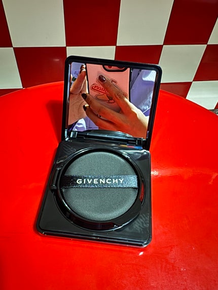 ソワン ノワール UV コンパクト/GIVENCHY/日焼け止めローションを使ったクチコミ(2枚目)