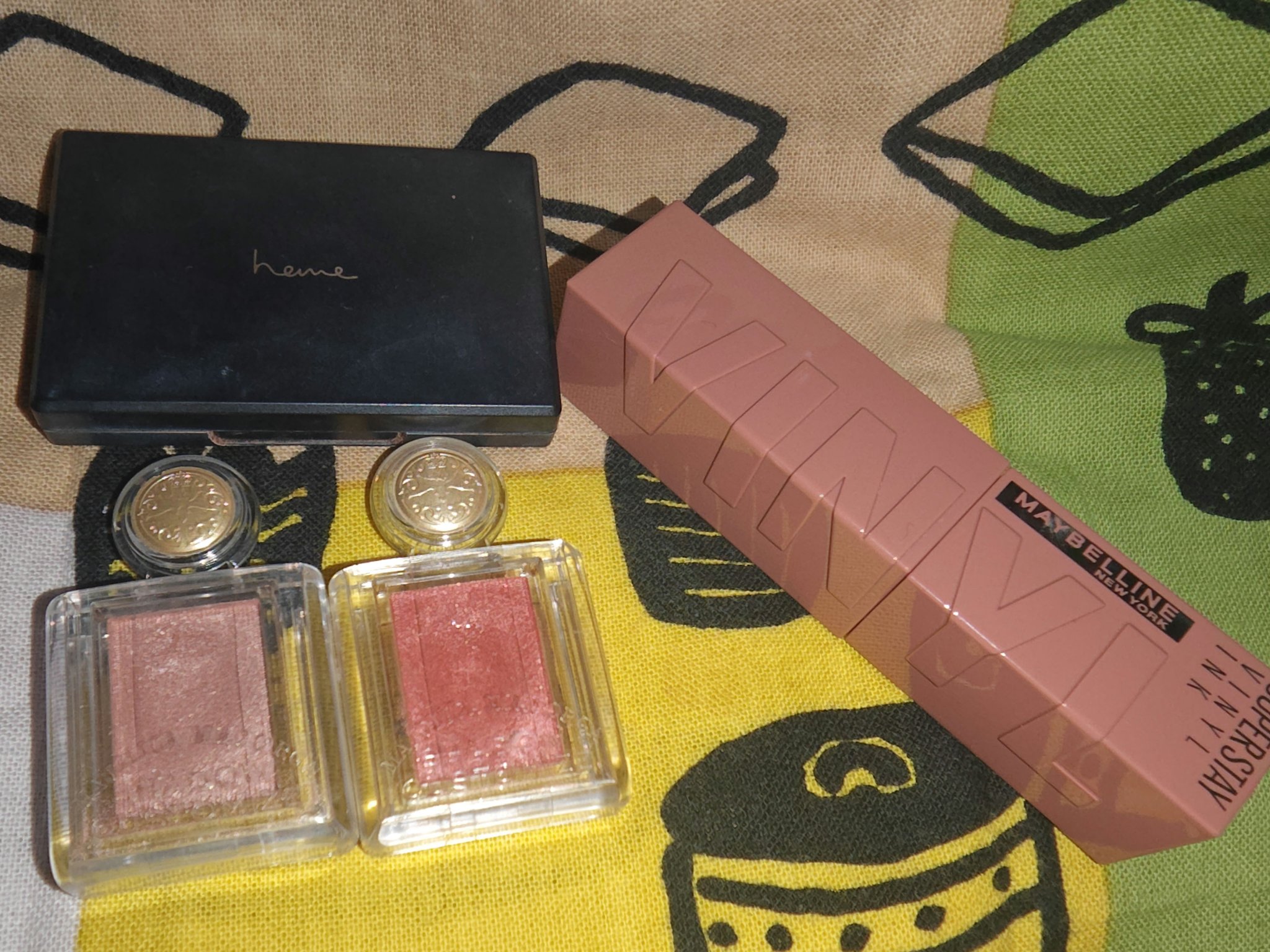 シャドーカスタマイズ/MAJOLICA MAJORCA/単色アイシャドウを使ったクチコミ（1枚目）