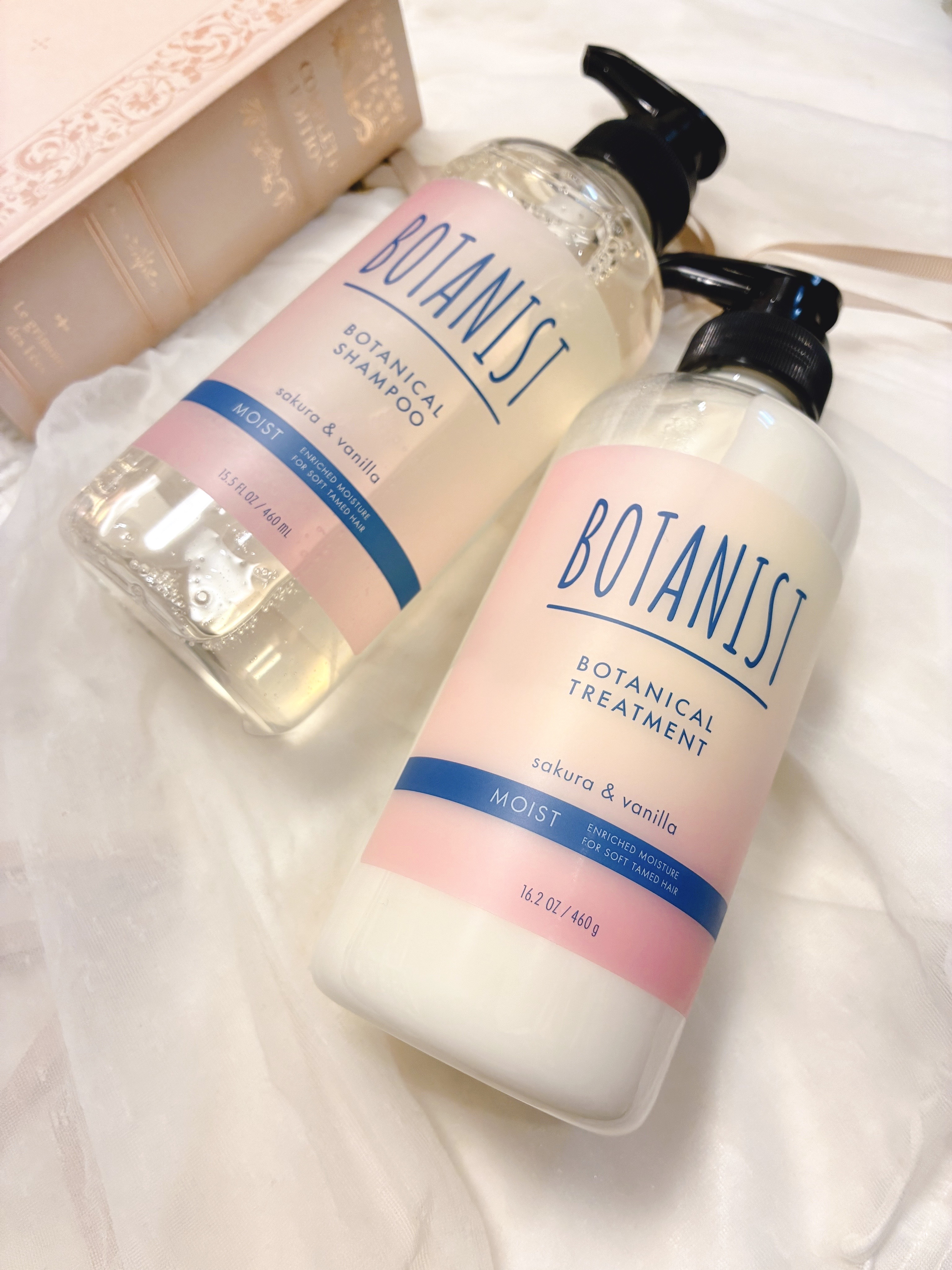 @BOTANIST_01 さまのキャンペーンで当選し、ボタニスト ボタニカルシャンプー＆トリートメント モイスト サクラ＆バニラの香りをいただきました🌸🌿 春を少し先取りできるような優しい香りに
とても癒されます😉使用感も好みでした✨