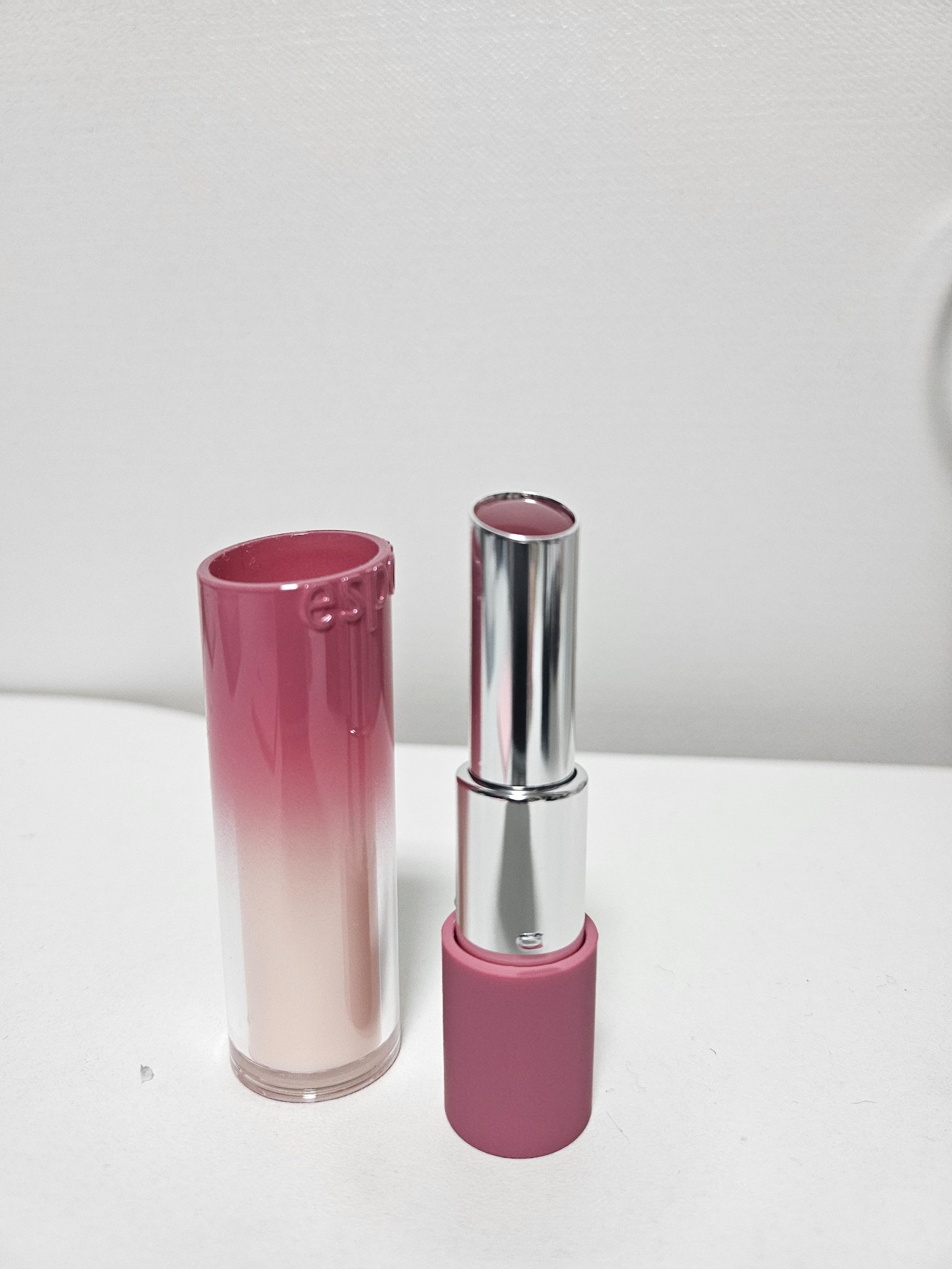 ノーウェアリップスティックバーミンググロー/espoir/口紅を使ったクチコミ（2枚目）