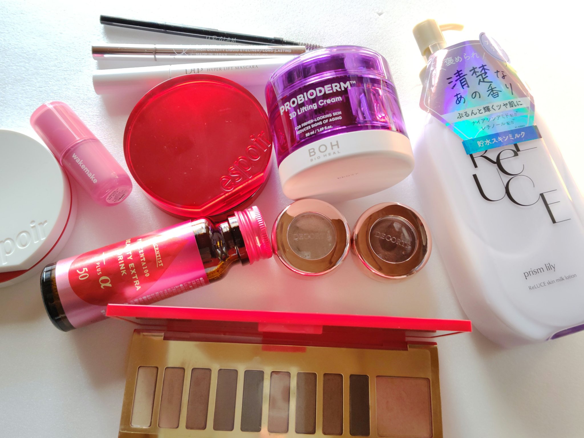 今日のコスメ

✼••┈┈••✼••┈┈••✼••┈┈••✼•
〇　＃プラセンタ100ビューティEXドリンク+α
無限リピ
美容に　元気にも⋯　　

〇　＃ESTEE LAUDER
＃メークアップ コレクション 2019　
時間が経過してる