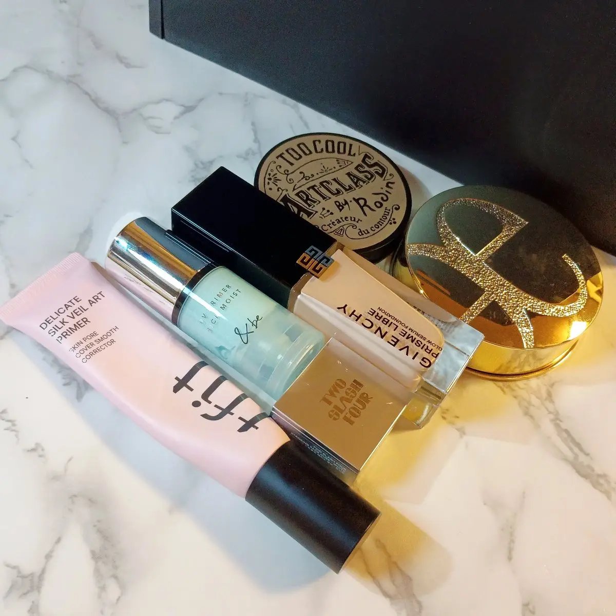 アンリミテッド ケア ツヤ ドロップ コガネ アイボリー/shu uemura/リキッドハイライトを使ったクチコミ（2枚目）