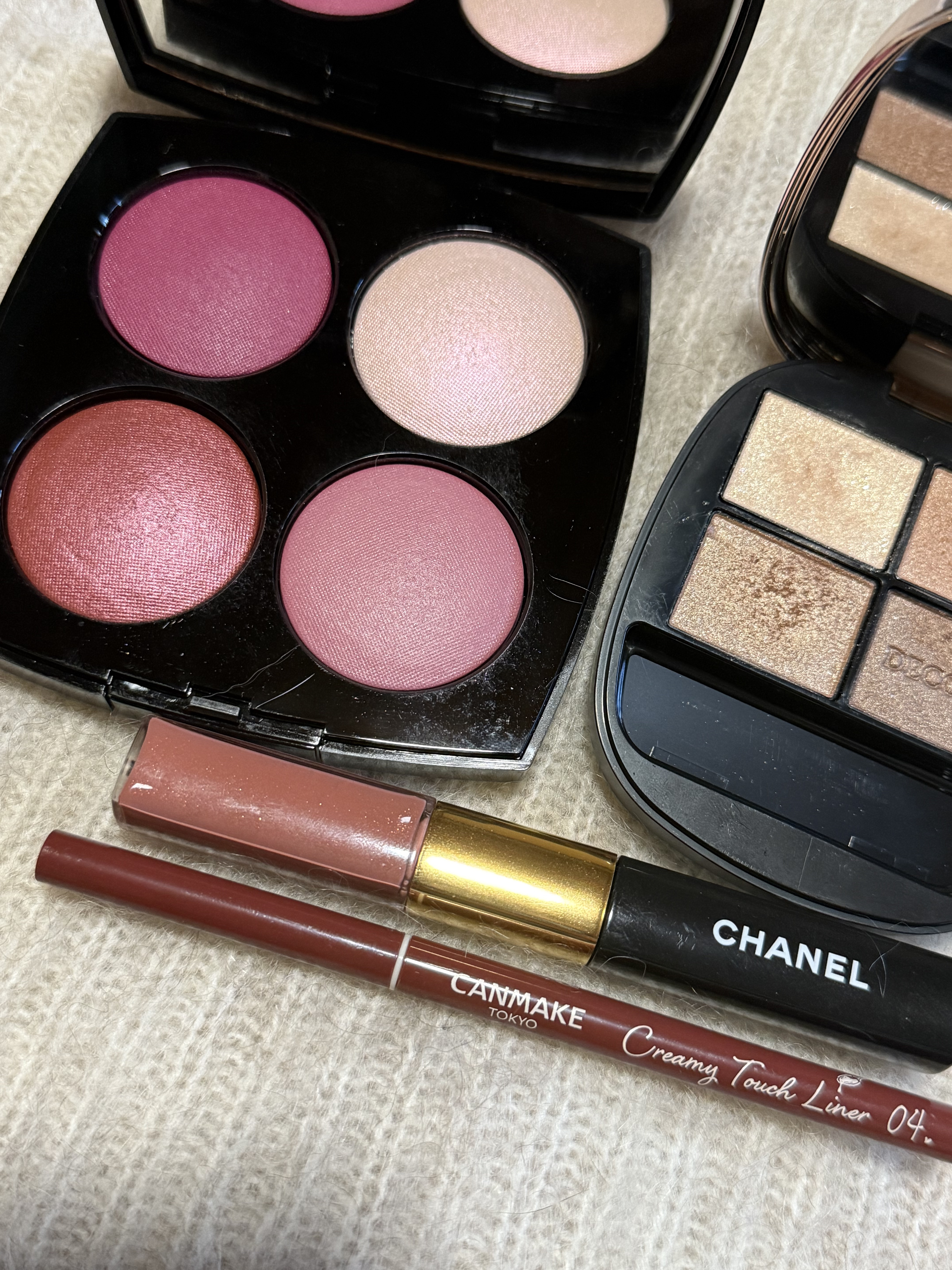 スキンシャドウ デザイニング パレット 02 Little teddy bear/DECORTÉ/アイシャドウパレットを使ったクチコミ（2枚目）