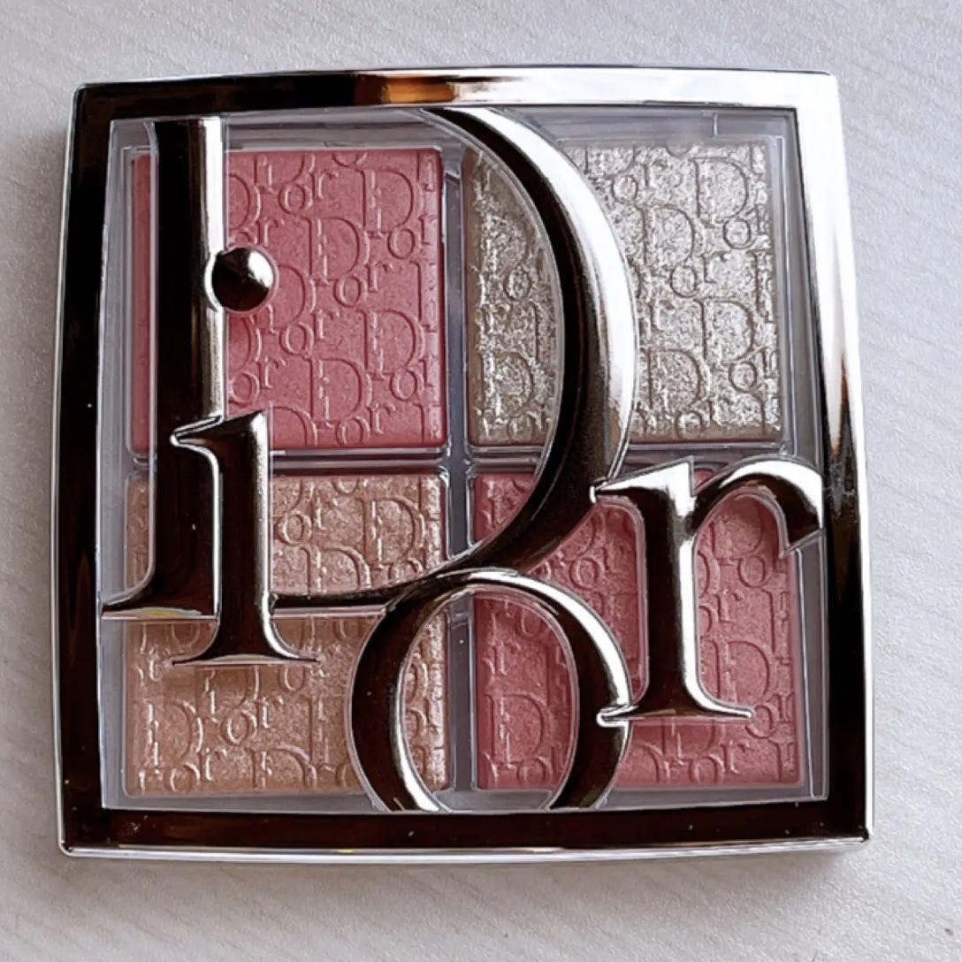 バックステージ グロウ マキシマイザー パレット 003 パーリー ピーチ グロウ/Dior/ハイライトを使ったクチコミ（2枚目）