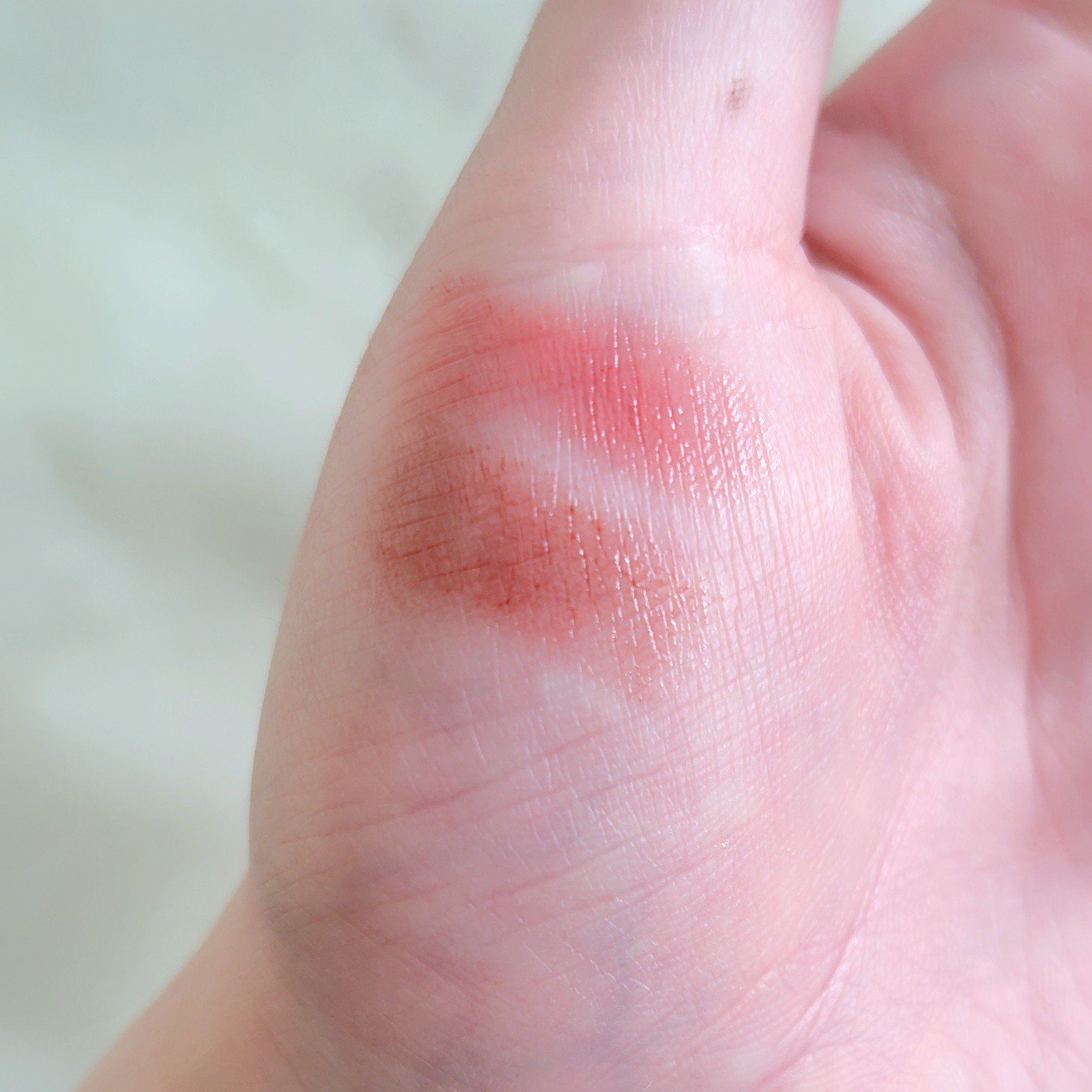 ハグマイリップ　カラーロックプランピーバーム/up2me/口紅を使ったクチコミ（2枚目）