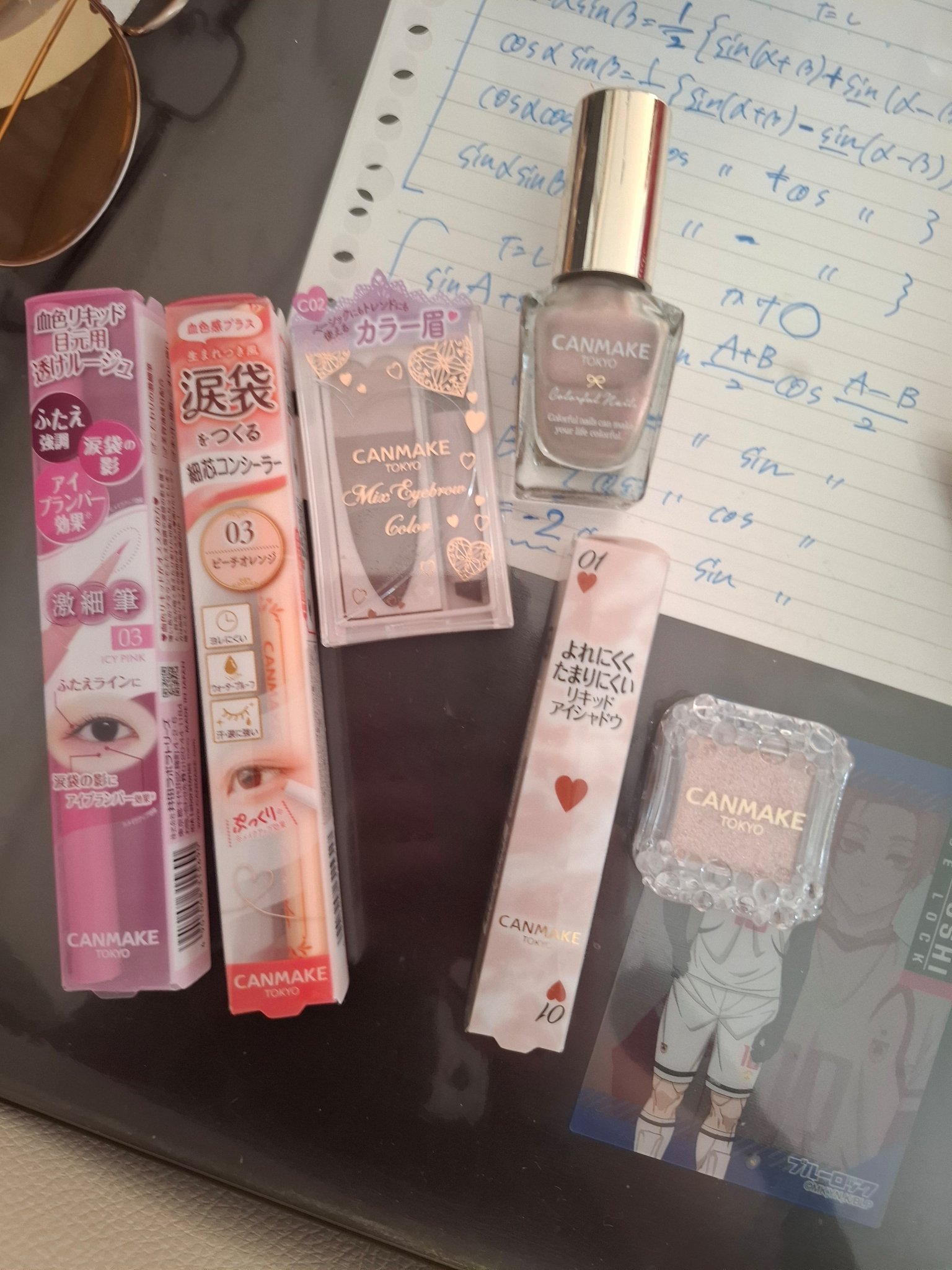 カラフルネイルズ/キャンメイク/マニキュアを使ったクチコミ（2枚目）