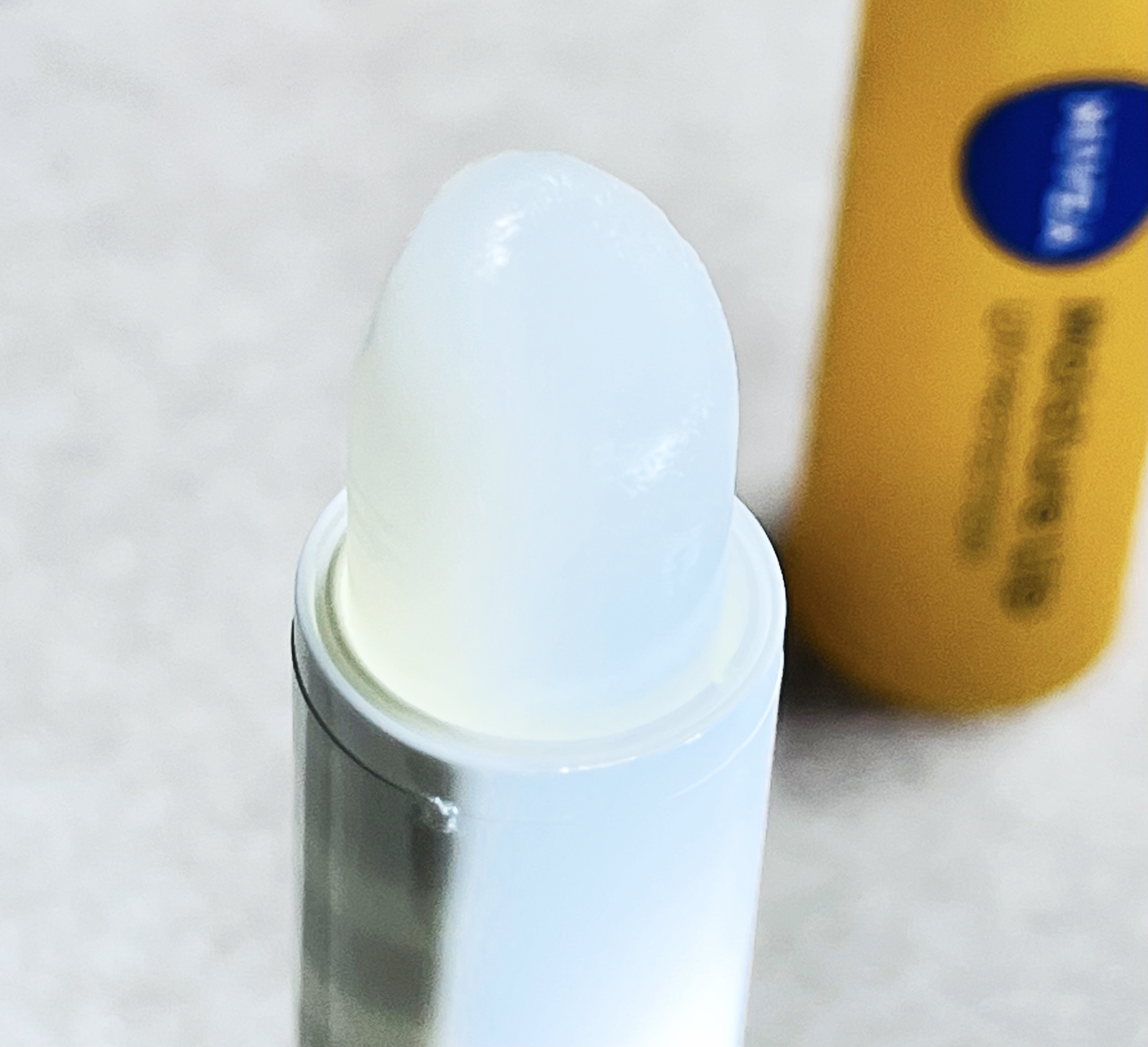 モイスチャーリップ UV/ニベア/リップクリームを使ったクチコミ（2枚目）