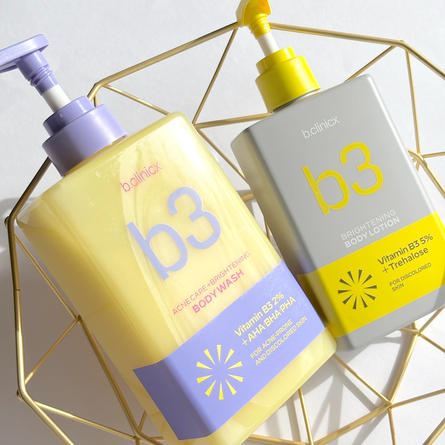 ✴︎

b.clinicx
B3 アクネクリアボディウォッシュ
B3 ナイアシンアミド5%ボディローション

ビークリニックスのボディケアアイテムをご紹介します💛

🍋ボディウォッシュ

ビタミンB3（ナイアシンアミド）を2%配合！
皮