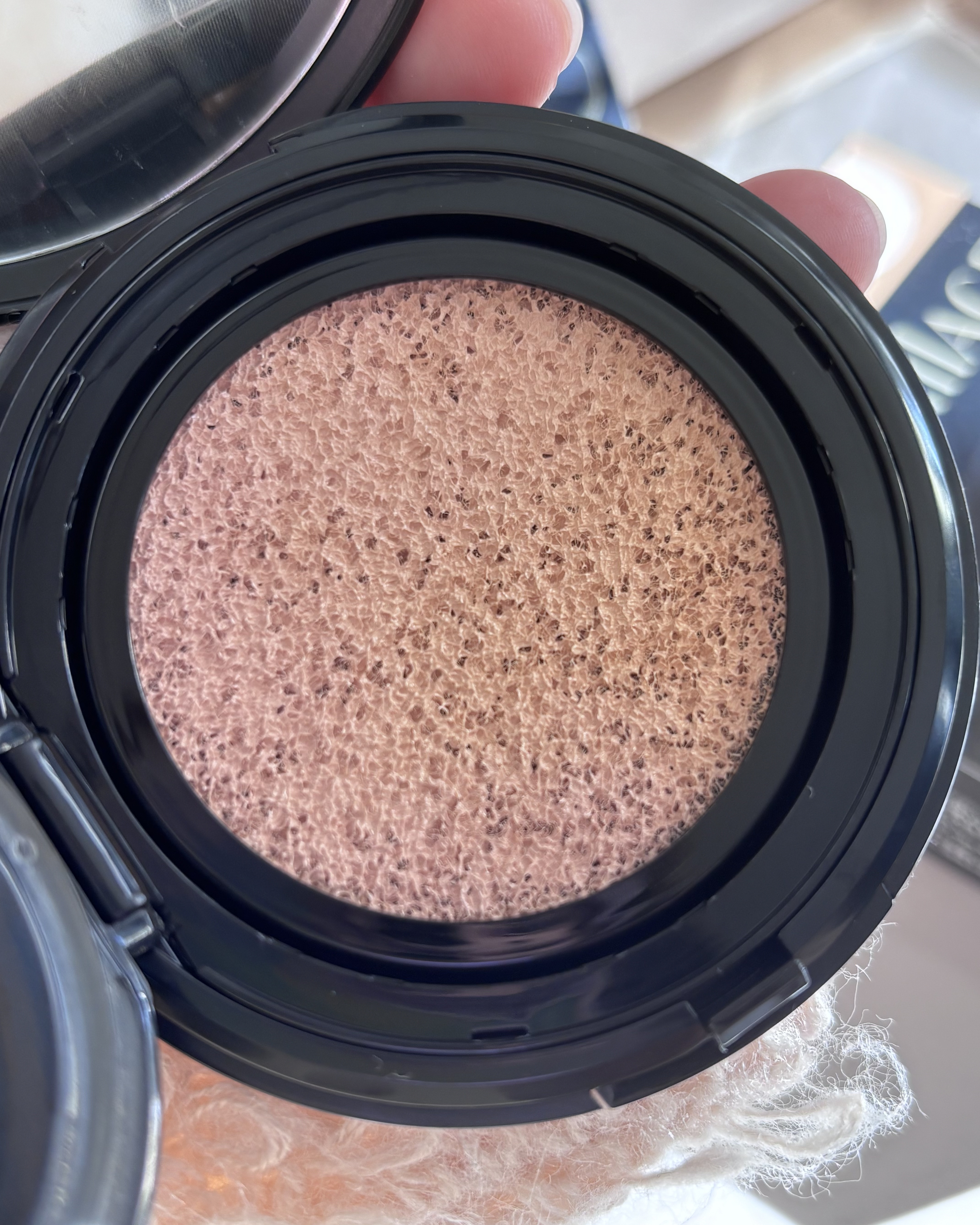 ドラマティックエッセンスクッション グロウ/マキアージュ/クッションファンデーションを使ったクチコミ（3枚目）