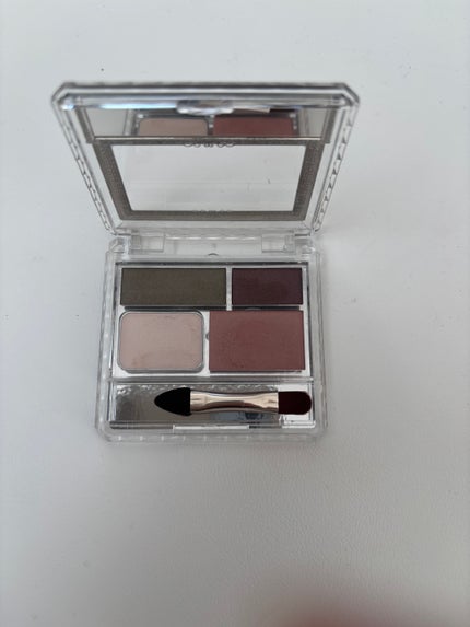 キャンメイク パーフェクトブラウンアイズのクチコミ「左上
使いやすいカーキカラー
秋らしい落ち着いた仕上がりになる
右上
小豆カラー
秋らしい落.....」(2枚目)