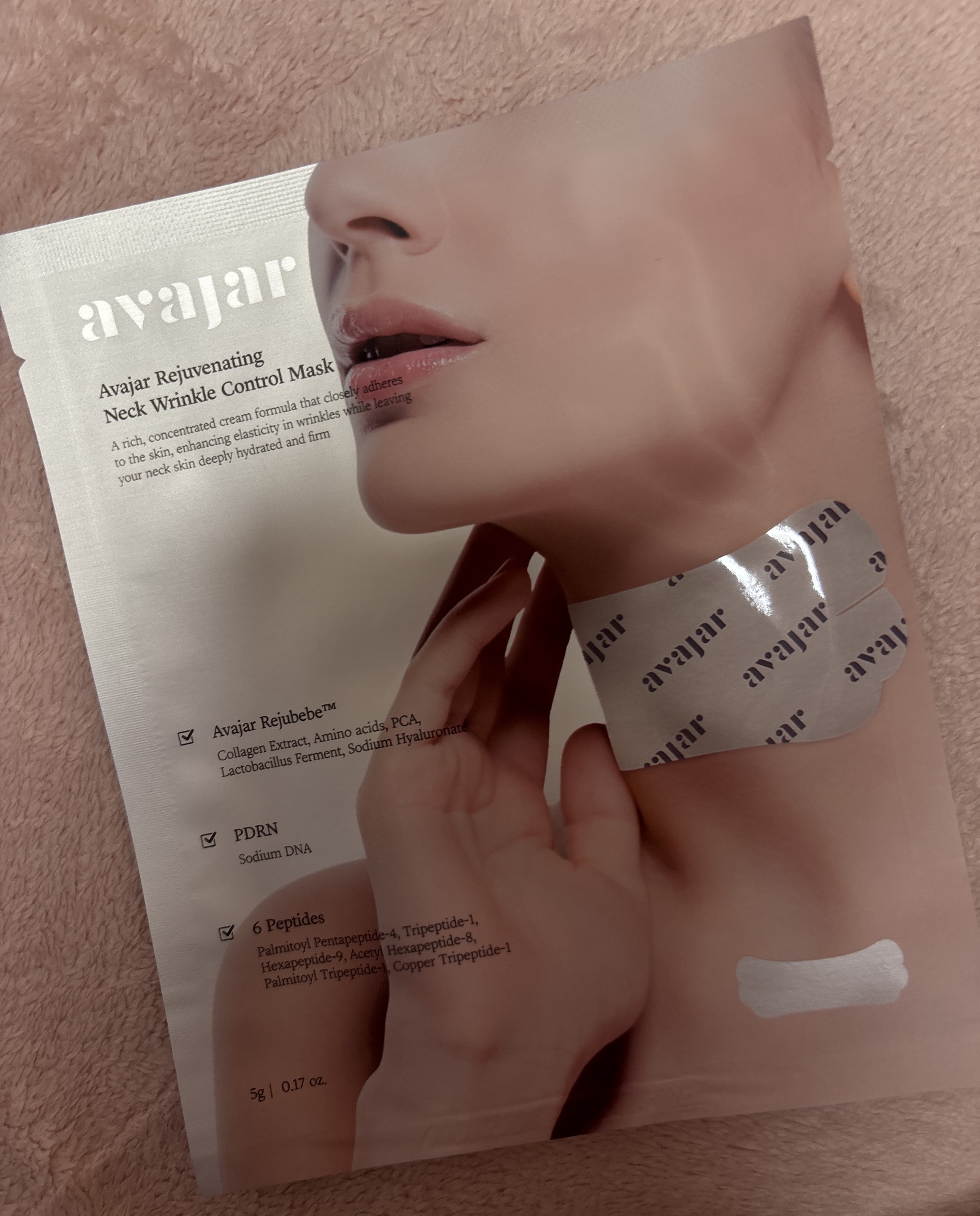 リジュビネイティングネックリンクルコントロールマスク/avajar/ネック・デコルテケアを使ったクチコミ（1枚目）