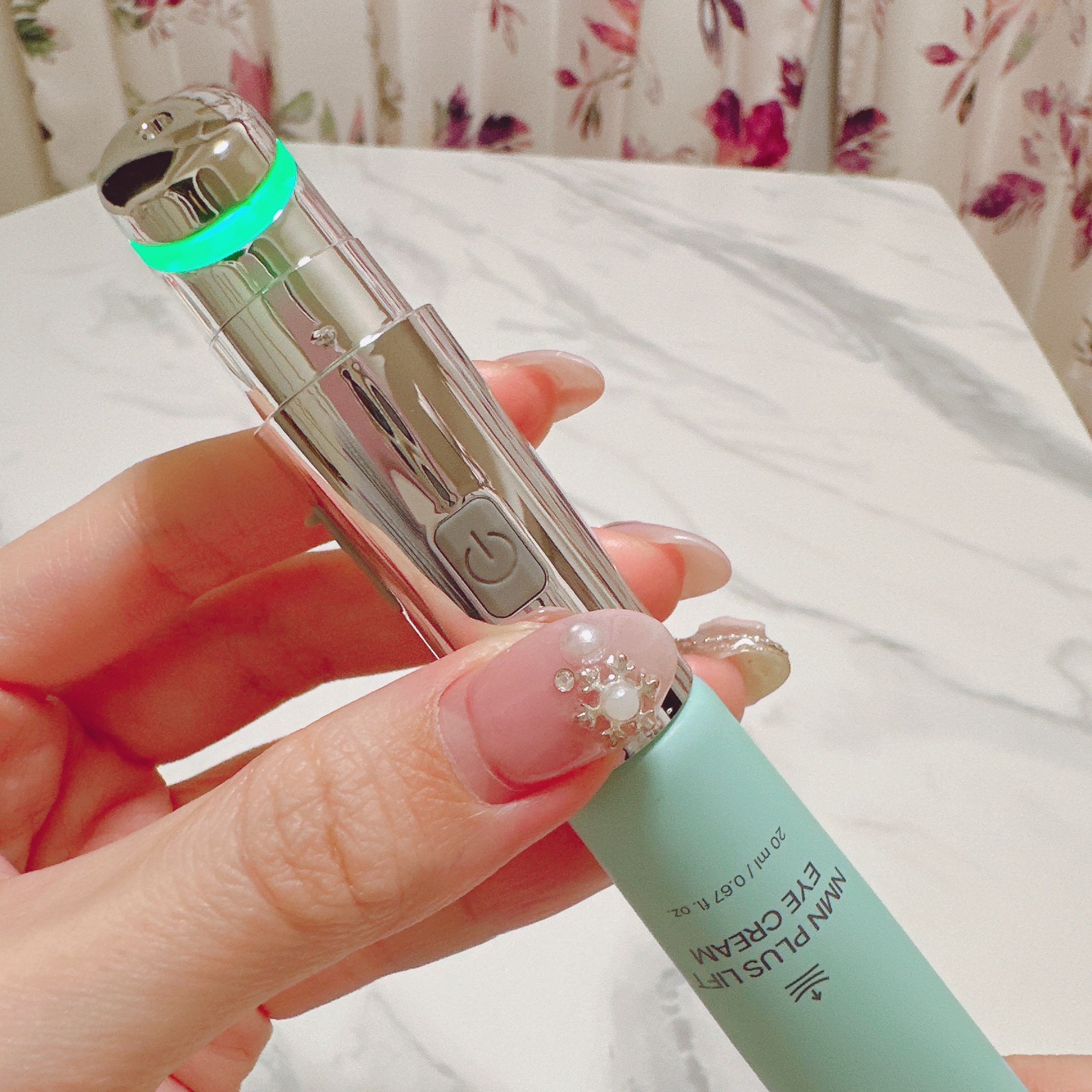 NMNプラスリフトアイクリーム/CHARDE/アイケア・アイクリームを使ったクチコミ（2枚目）