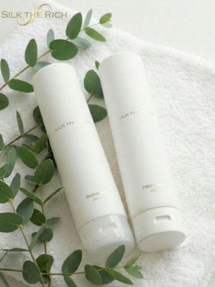 SILK THE RICH SILK THE RICH モイスト&リペア シャンプー・トリートメントのクチコミ「SILK THE RICH
SILK THE RICH モイスト&リペア シャンプー・トリート.....」(1枚目)