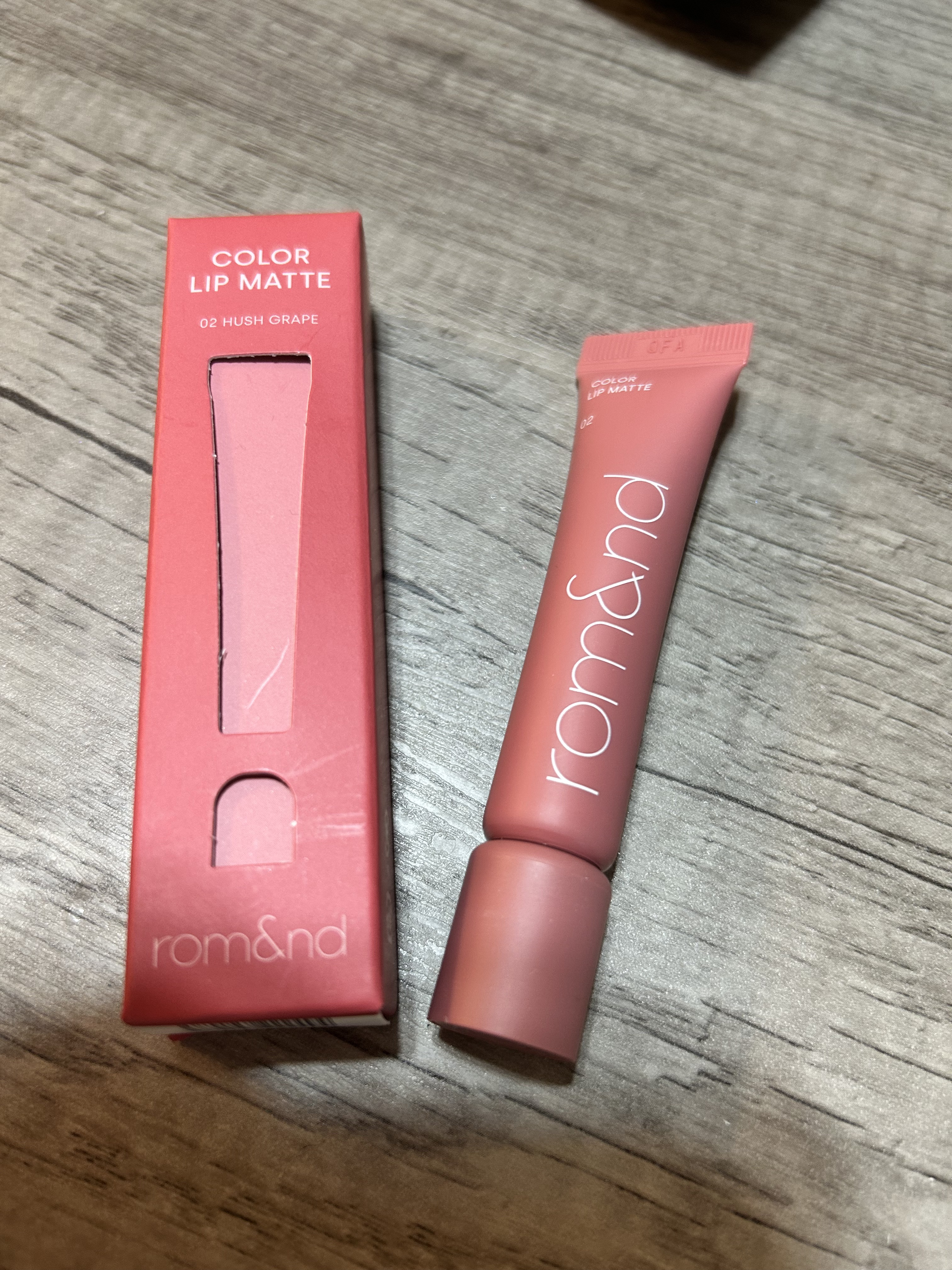 カラーリップマット 02 ハッシュグレープ/rom&nd/口紅を使ったクチコミ（1枚目）