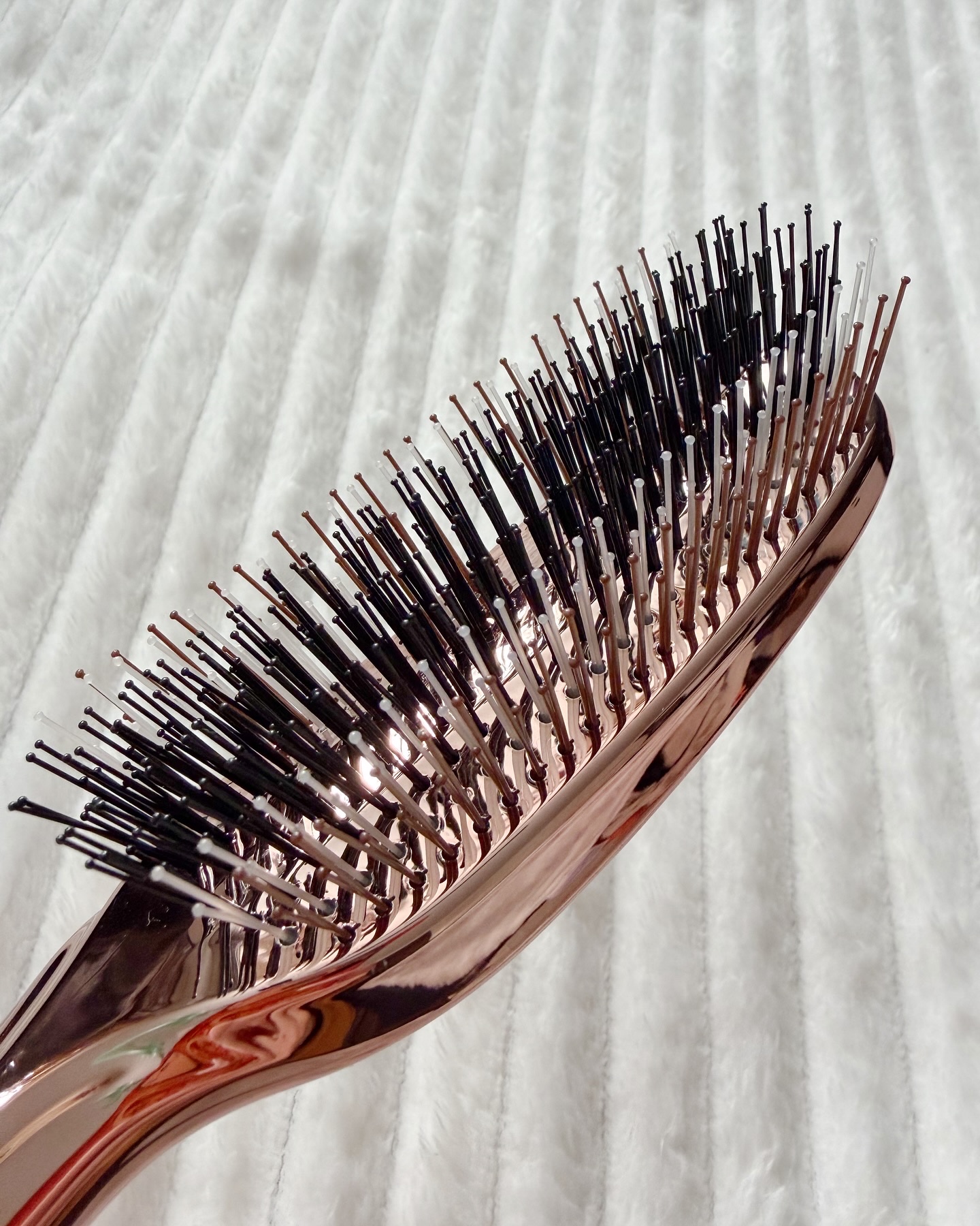 リノン スカルプケアブラシ/Linon/スカルプブラシを使ったクチコミ（2枚目）