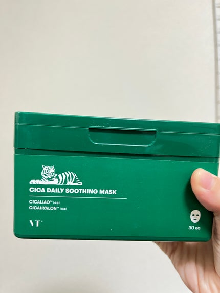 VT CICA デイリースージングマスクのクチコミ「今回はVTさんのCICA デイリースージングマスク30枚のご紹介です💚
こちらは毎日使える3.....」(3枚目)