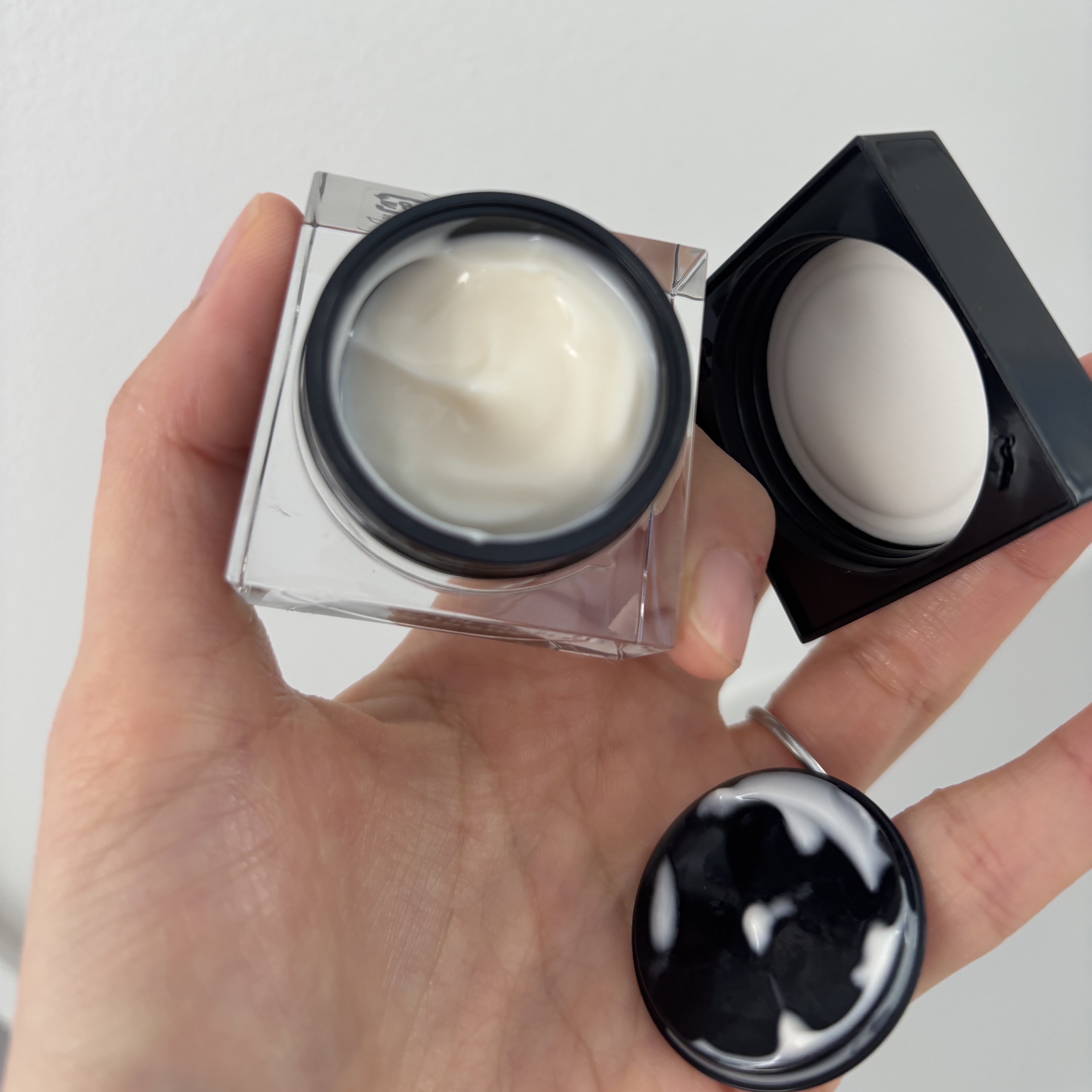 ソワン ノワール クレーム ユー N/GIVENCHY/アイケア・アイクリームを使ったクチコミ（3枚目）