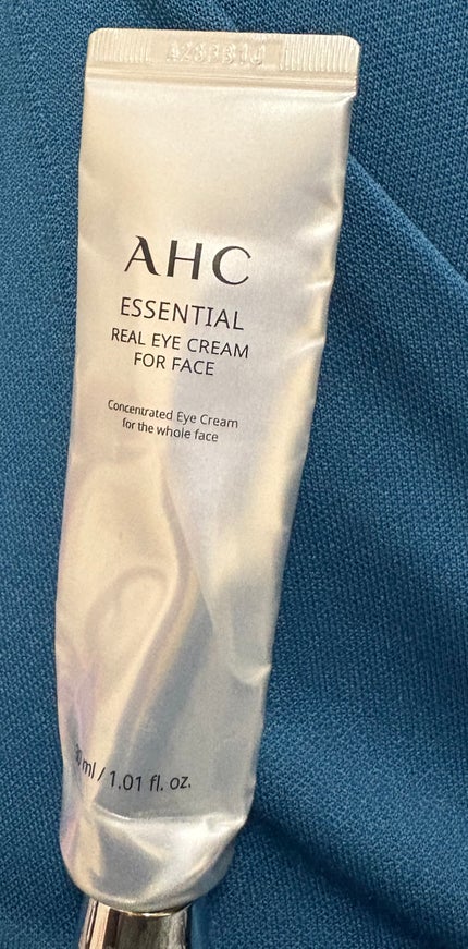 エッセンシャル リアル アイクリーム フォーフェイス/AHC/アイケア・アイクリームを使ったクチコミ(1枚目)