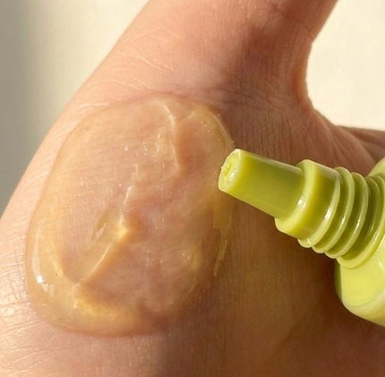 ビタミンCもちプレミアムセラム/アレンシア/美容液を使ったクチコミ(3枚目)