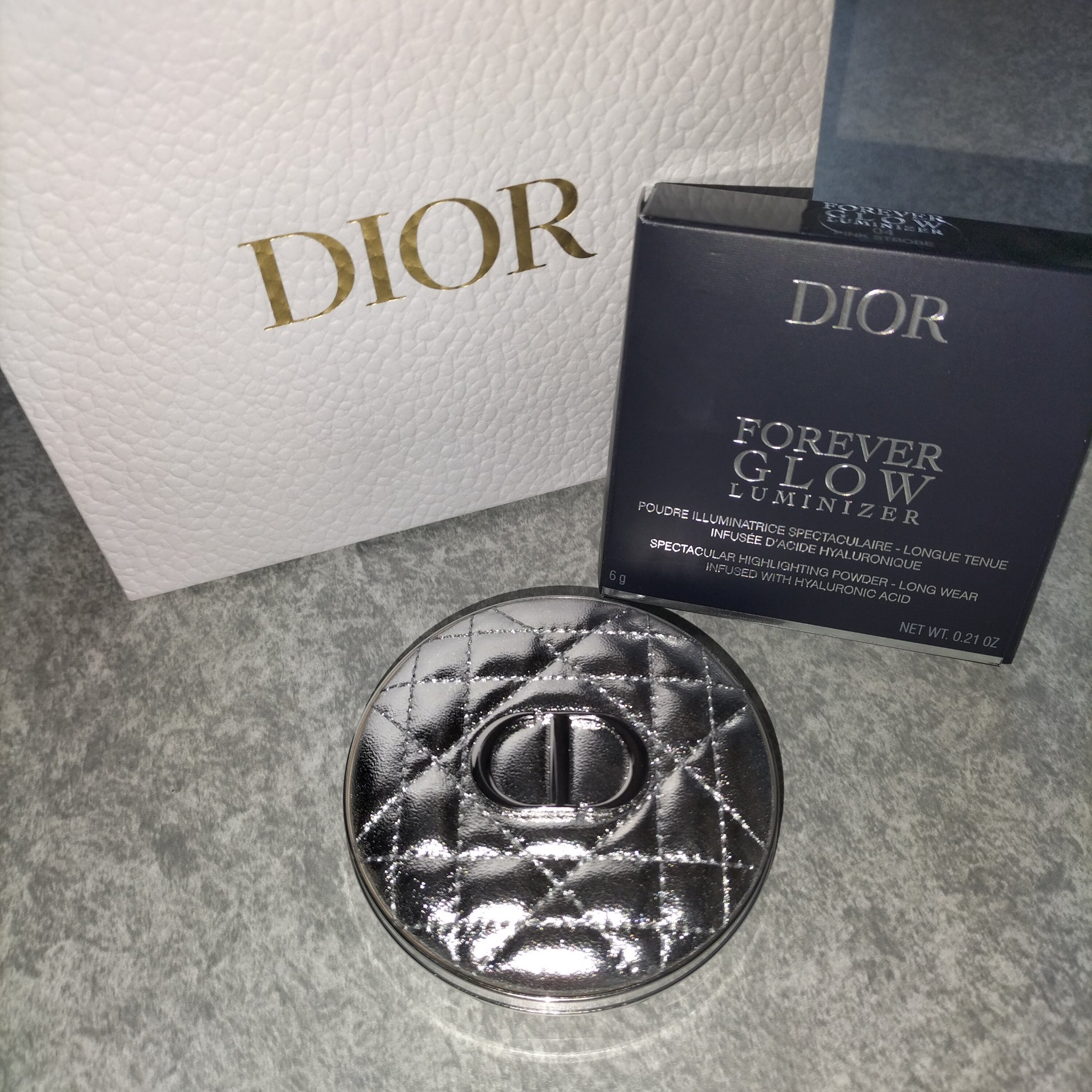 ディオールスキン フォーエヴァー グロウ ルミナイザー 04 ピンク ストロボ/Dior/ハイライトを使ったクチコミ（1枚目）