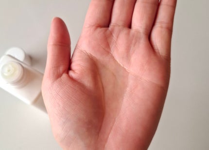 TOUT VERT バランシングGAローション モイストのクチコミ「\年齢肌や乾燥肌に♡/
年齢に応じたお手入れ+うるおいケア。さらに、大人の毛穴悩みにもアプロ.....」(2枚目)