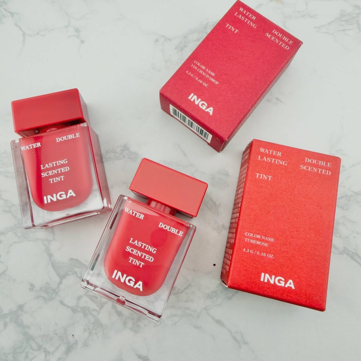 INGAの
ウォーターダブルラスティングセンティッドティント💄

香水みたいなコロンとした
デザインが可愛くて、
これは集めて並べたくなる~！！

どの色も可愛くて悩んだけど選んだのは
#VIN CHAUD DROP ヴァンショードロップ