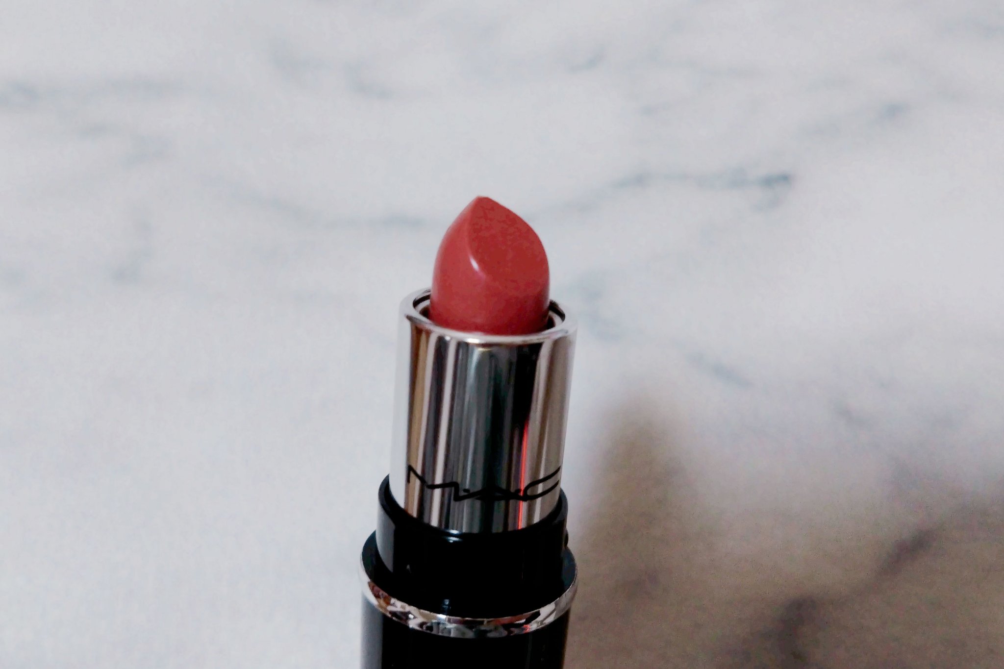 ラスターガラス リップスティック/M・A・C/口紅を使ったクチコミ（3枚目）