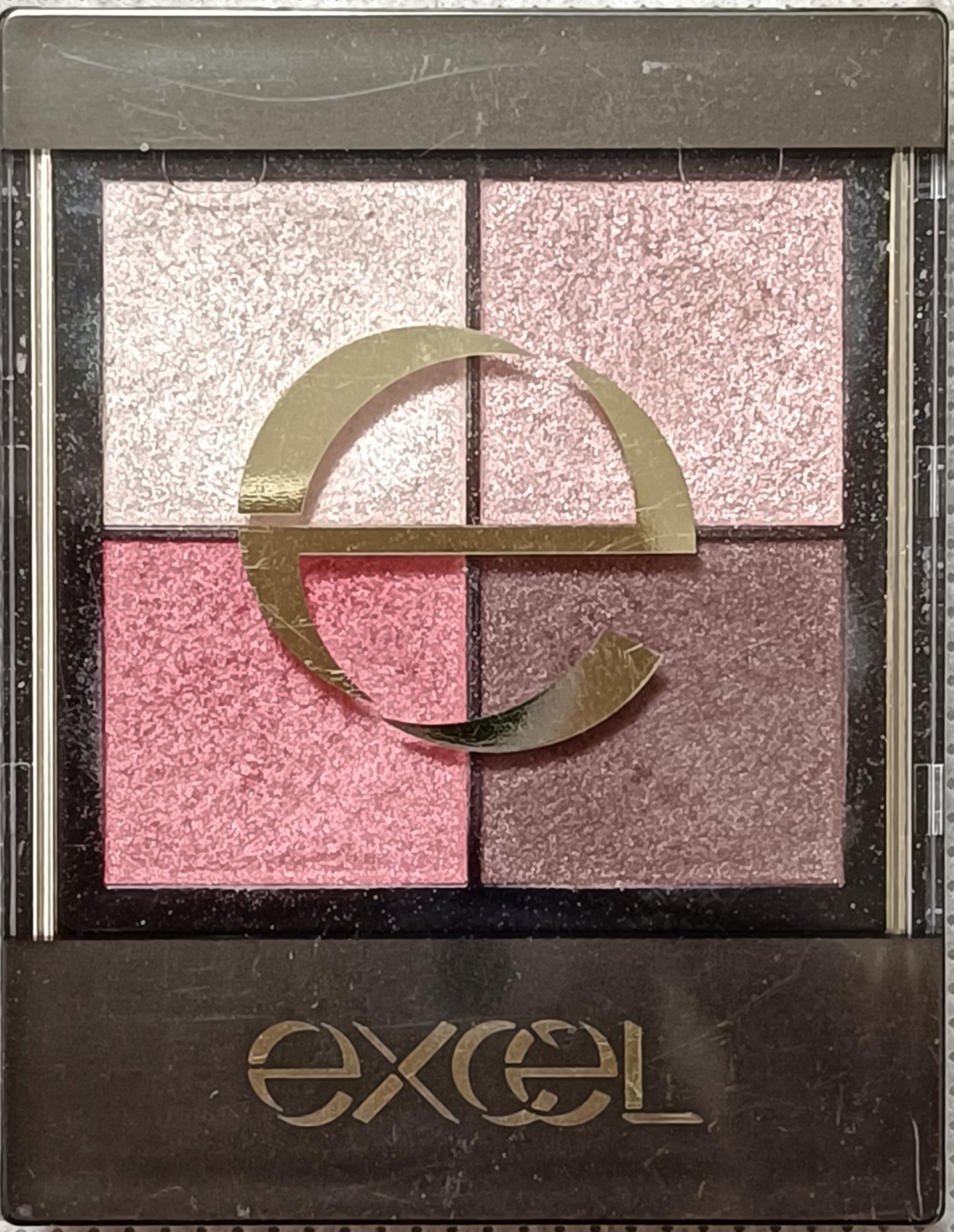 リアルクローズシャドウ/excel/アイシャドウパレットを使ったクチコミ（2枚目）