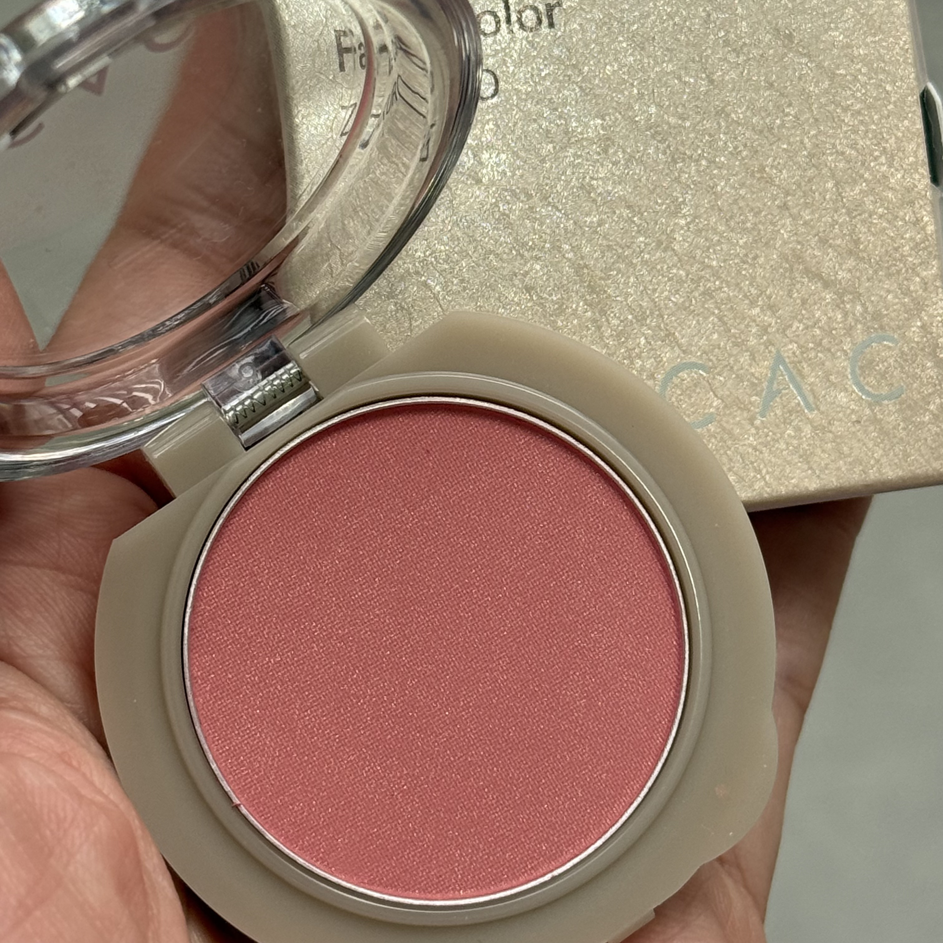 CACフェイスカラー 柘榴(ざくろ)/CAC/パウダーチークを使ったクチコミ（2枚目）