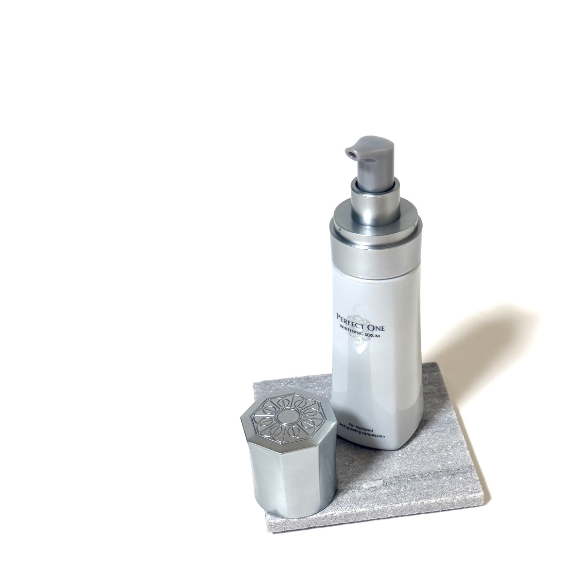 パーフェクトワン 薬用ホワイトニングセラム/パーフェクトワン/美容液を使ったクチコミ（3枚目）