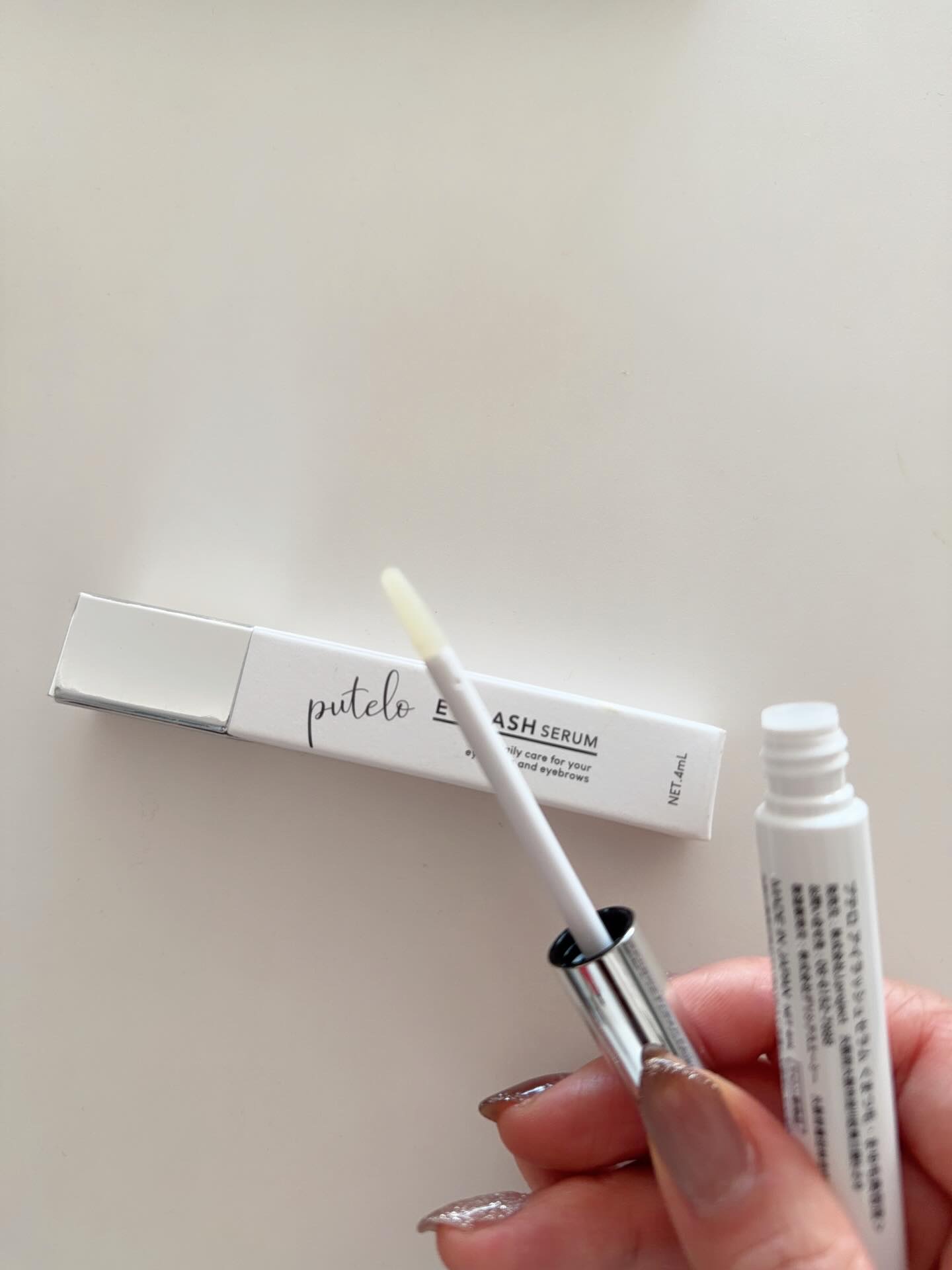 アイラッシュセラム/putelo/まつげ美容液を使ったクチコミ（2枚目）