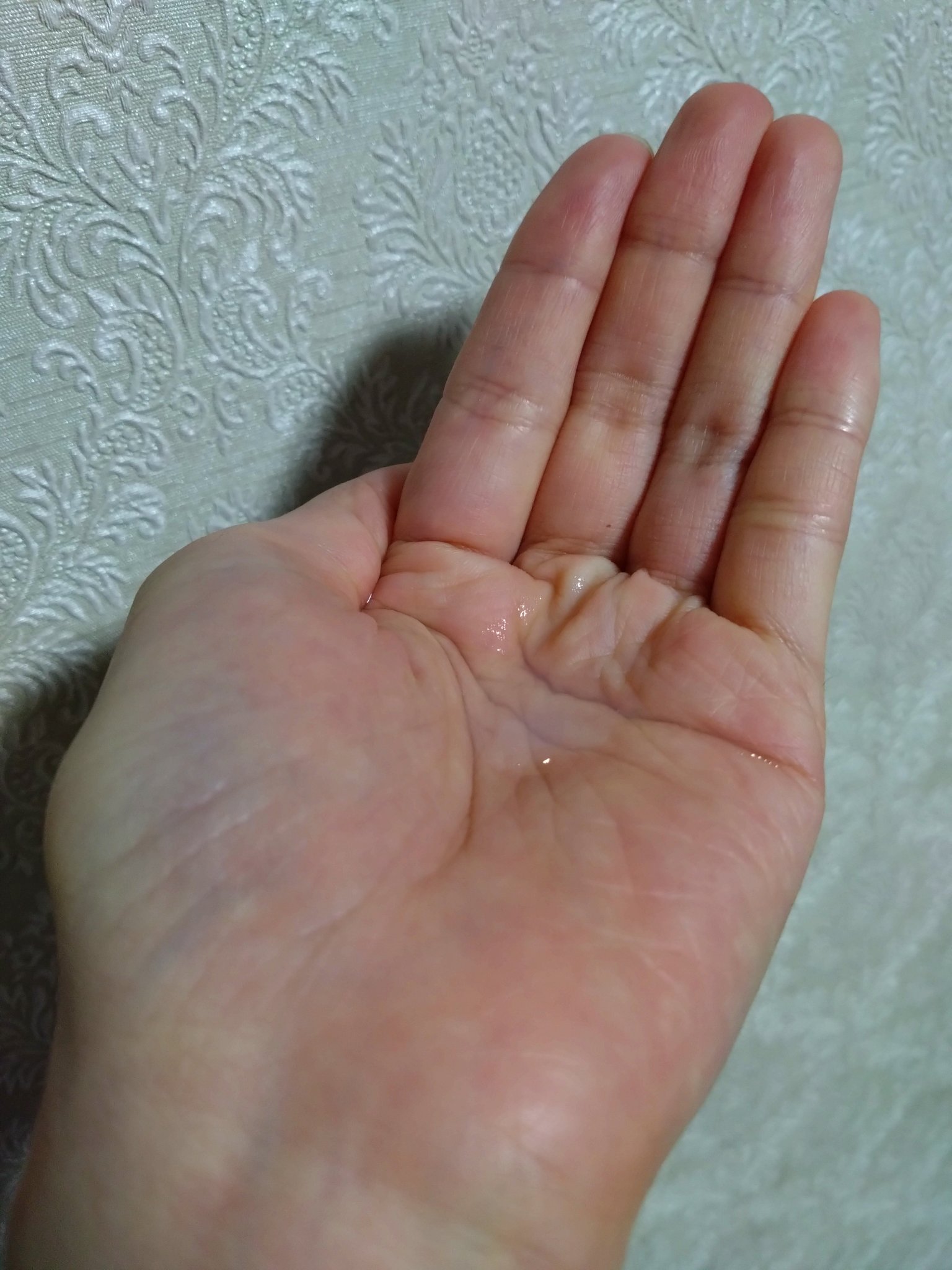 白潤プレミアム薬用浸透美白化粧水/肌ラボ/化粧水を使ったクチコミ（3枚目）