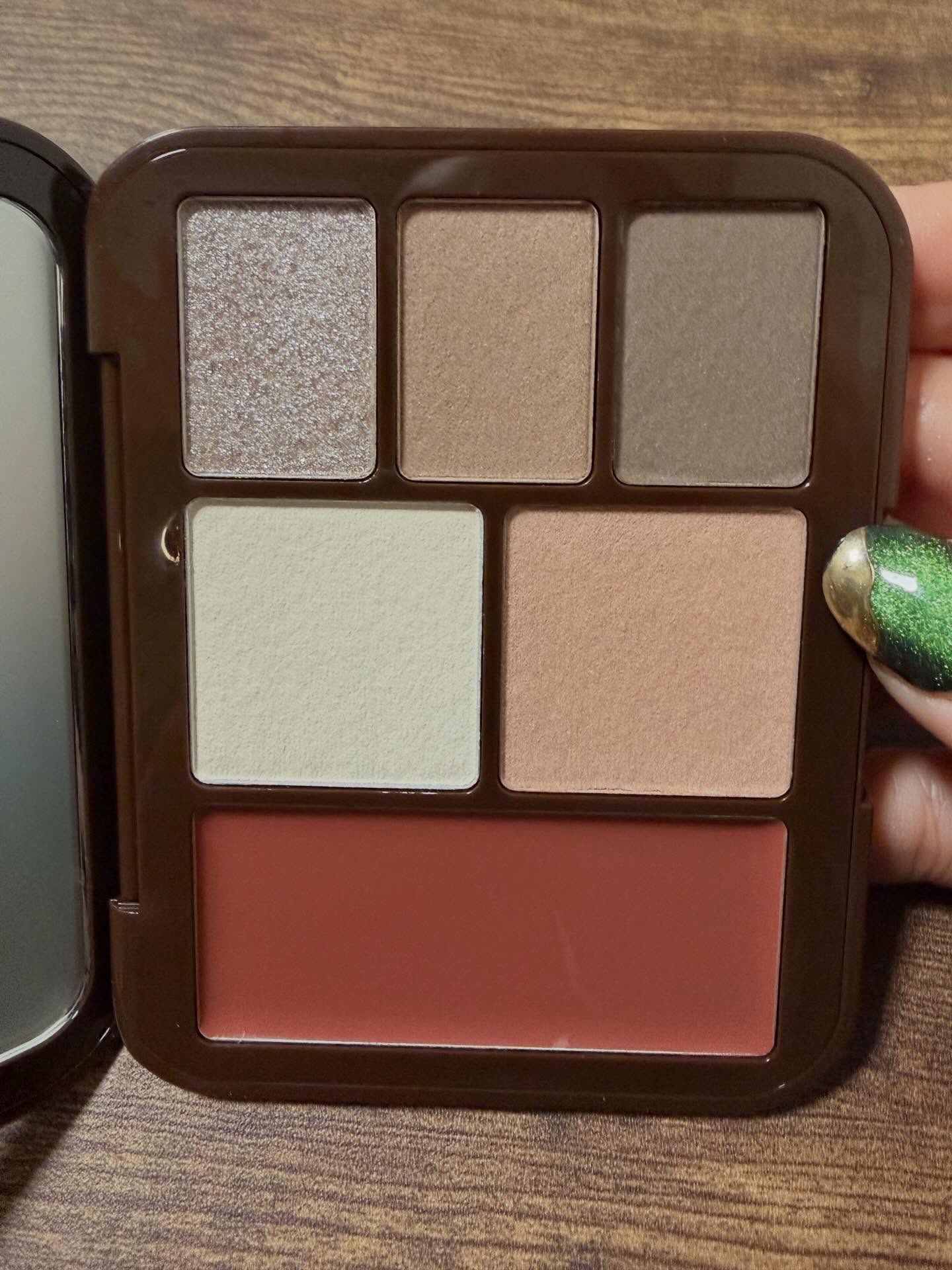 ルックブックマルチパレット/Joocyee/アイシャドウパレットを使ったクチコミ（2枚目）