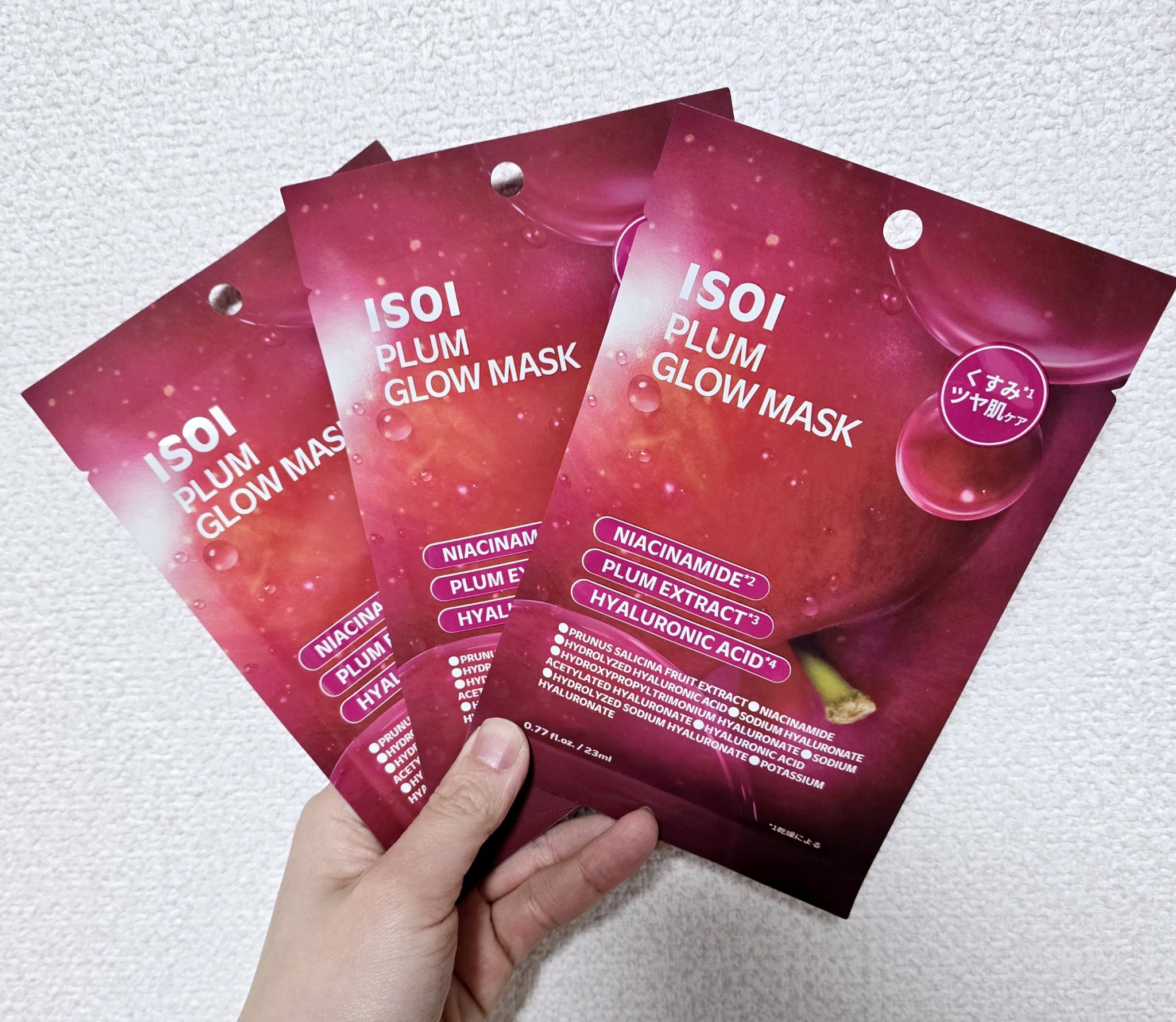 ISOI プラムグローマスクのクチコミ「韓国産プラムエキスとナイアシンアミド配合のパック！！

くすみツヤケアと書いてあったので購入し.....」（3枚目）