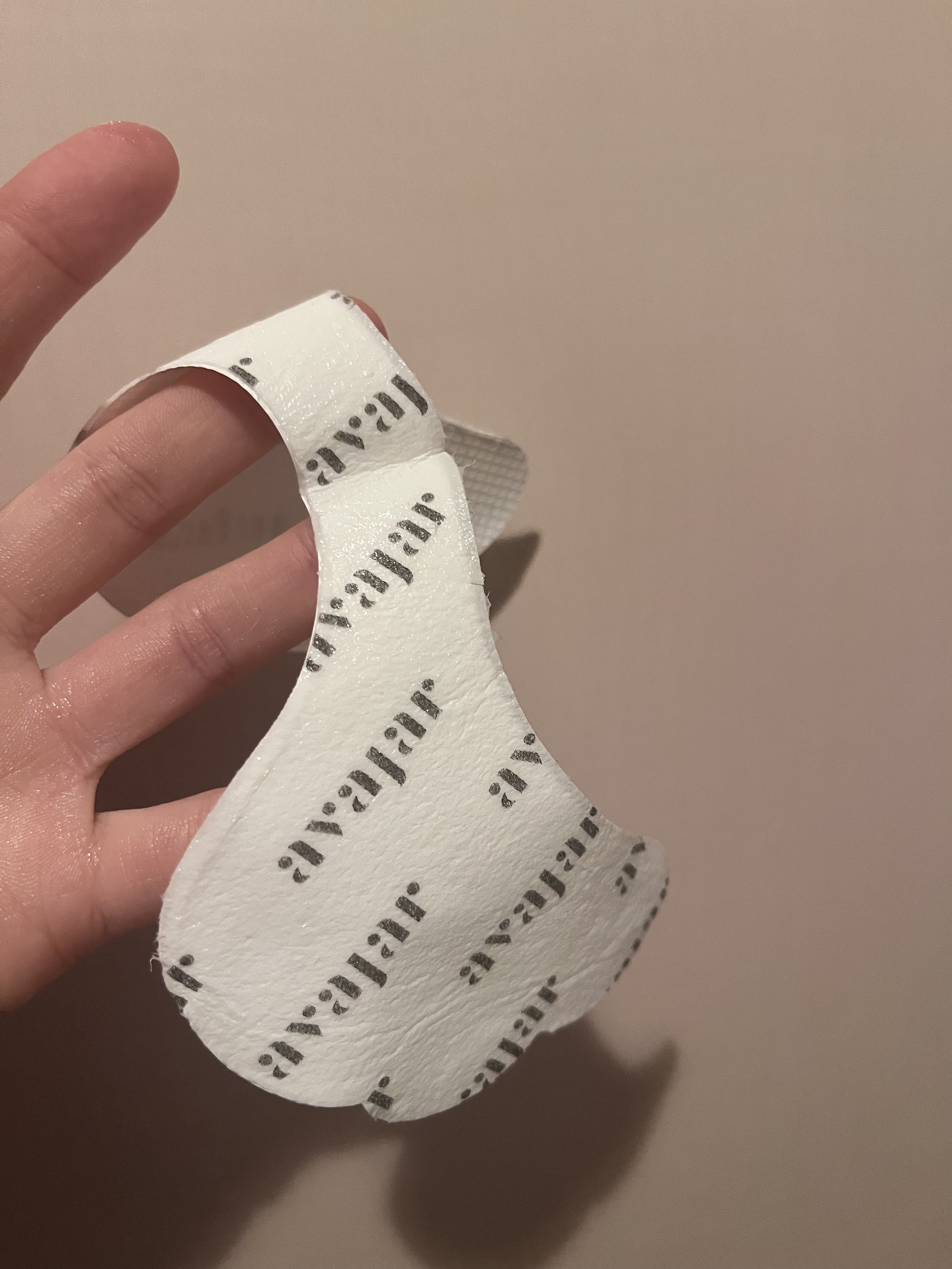 リジュビネイティングアイリンクルコントロールマスク/avajar/シートマスク・パックを使ったクチコミ（1枚目）