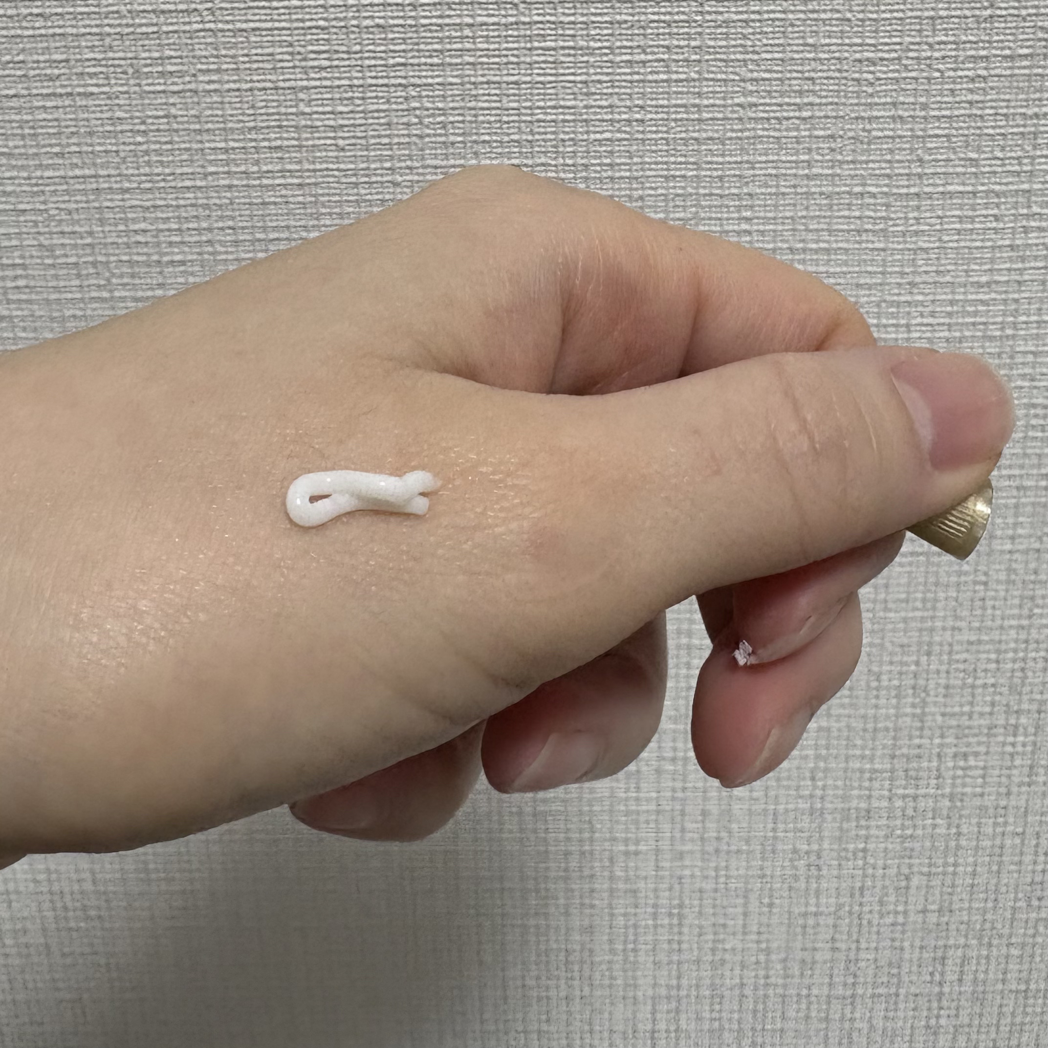 クラランスプレシャス ラ クレーム ユー/CLARINS/アイケア・アイクリームを使ったクチコミ（3枚目）