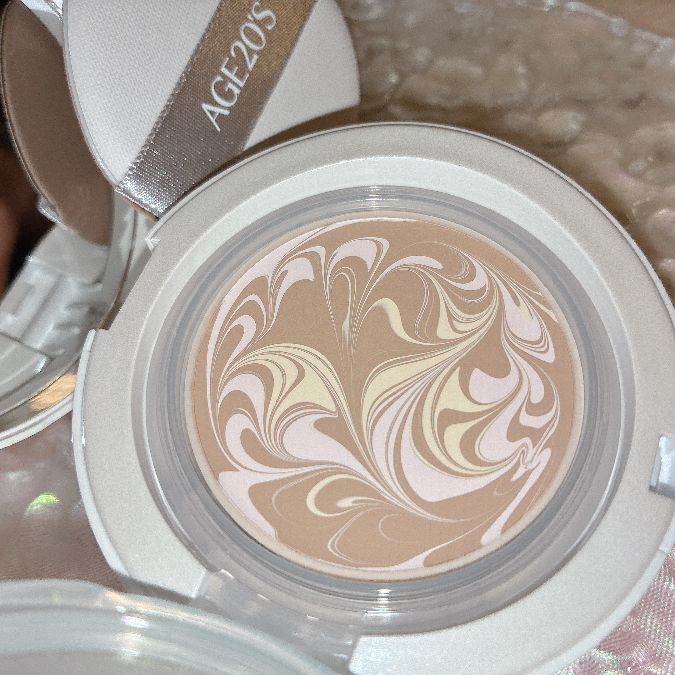 AGE20’s GLASS SKIN ESSENCE PACT  PERFECTのクチコミ「❄️AGE20’s  GLASS SKIN ESSENCE PACT  PERFECT❄️

.....」（3枚目）