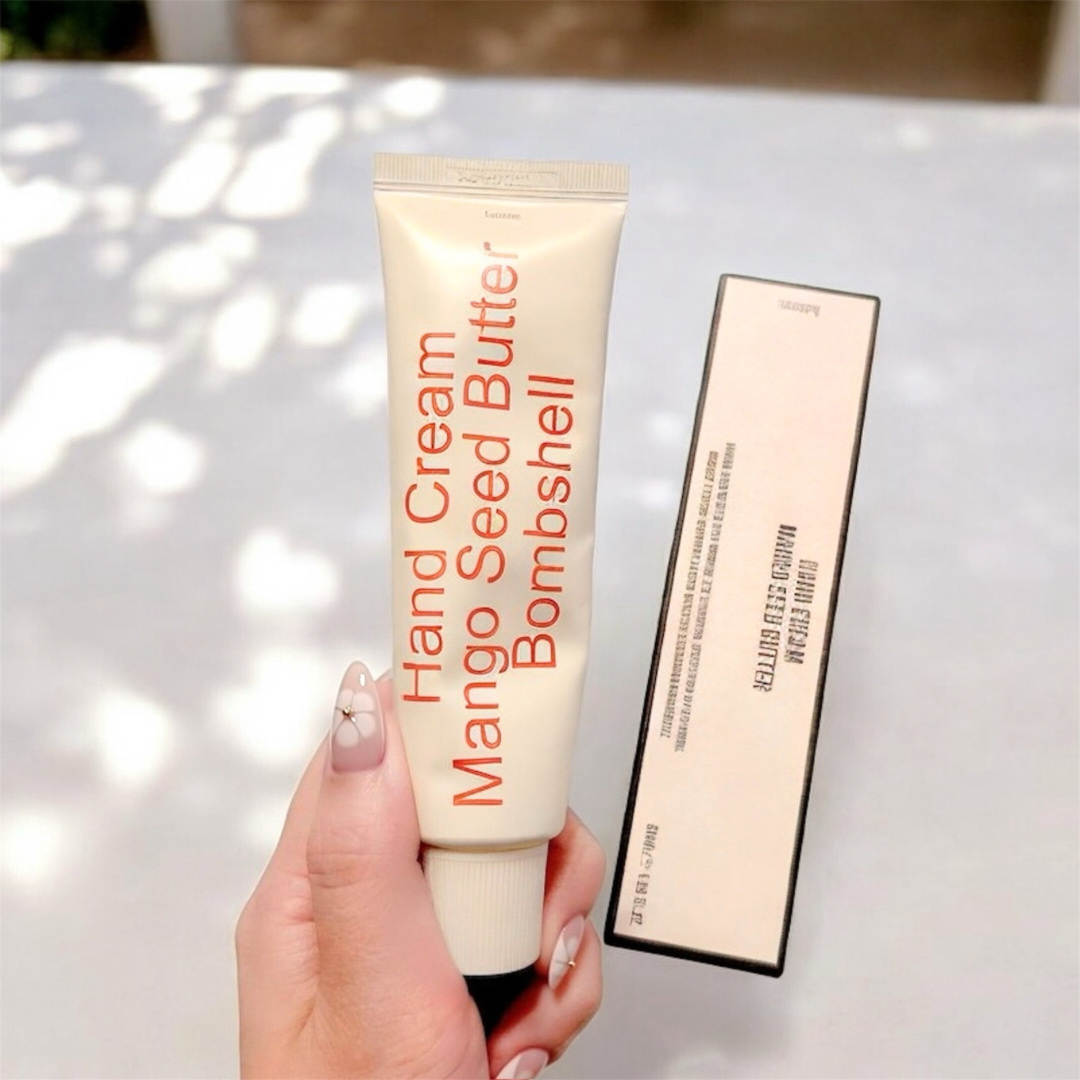 パフュームシルキーハンドクリーム/hetras/ハンドクリームを使ったクチコミ（2枚目）