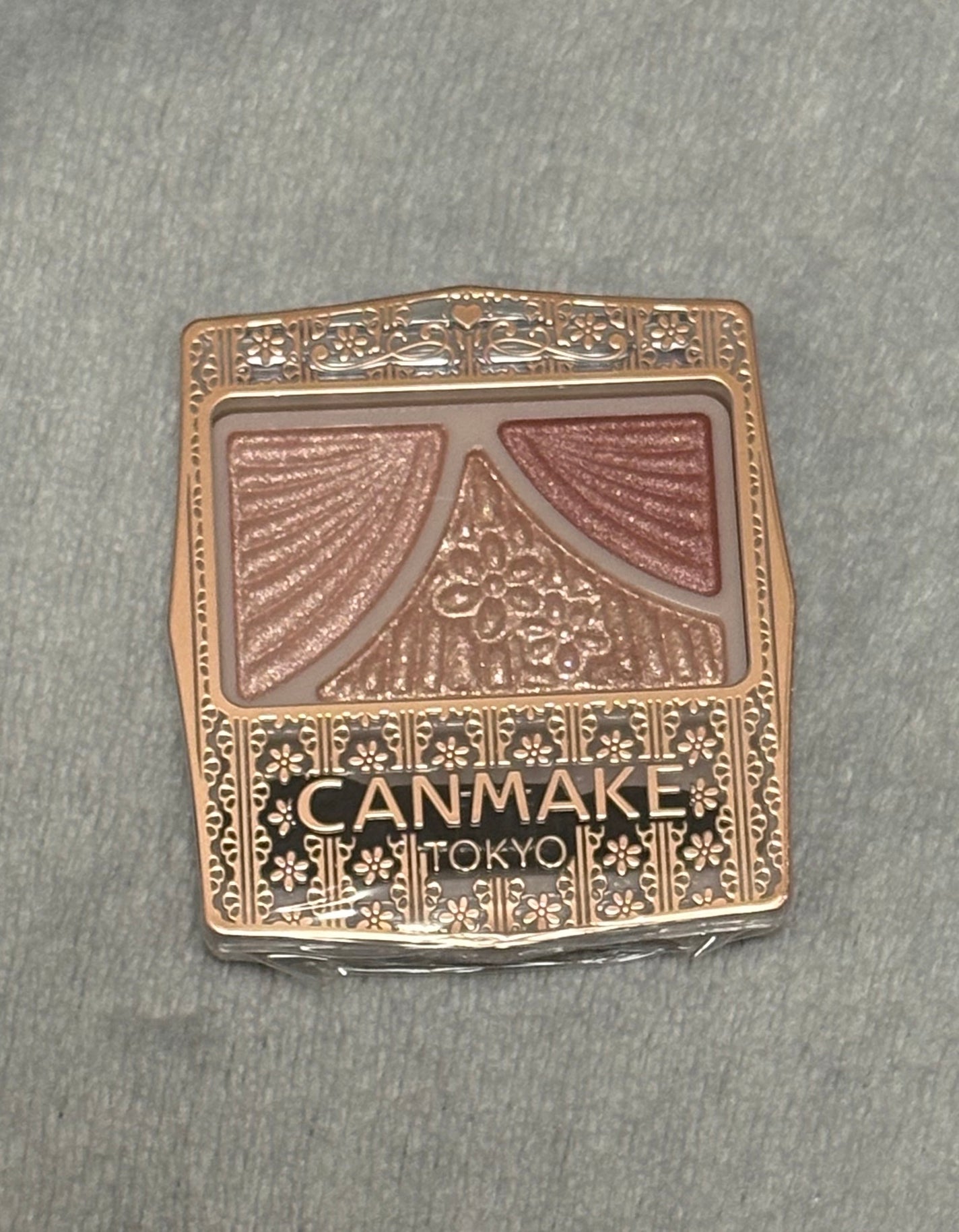 ジューシーピュアアイズ/キャンメイク/アイシャドウパレットを使ったクチコミ(1枚目)