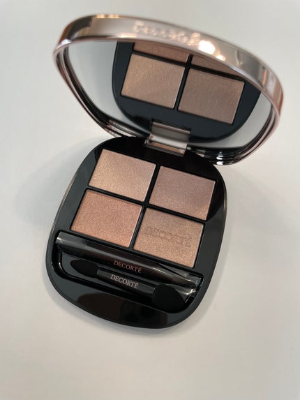 スキンシャドウ デザイニング パレット/DECORTÉ/アイシャドウパレットを使ったクチコミ(1枚目)