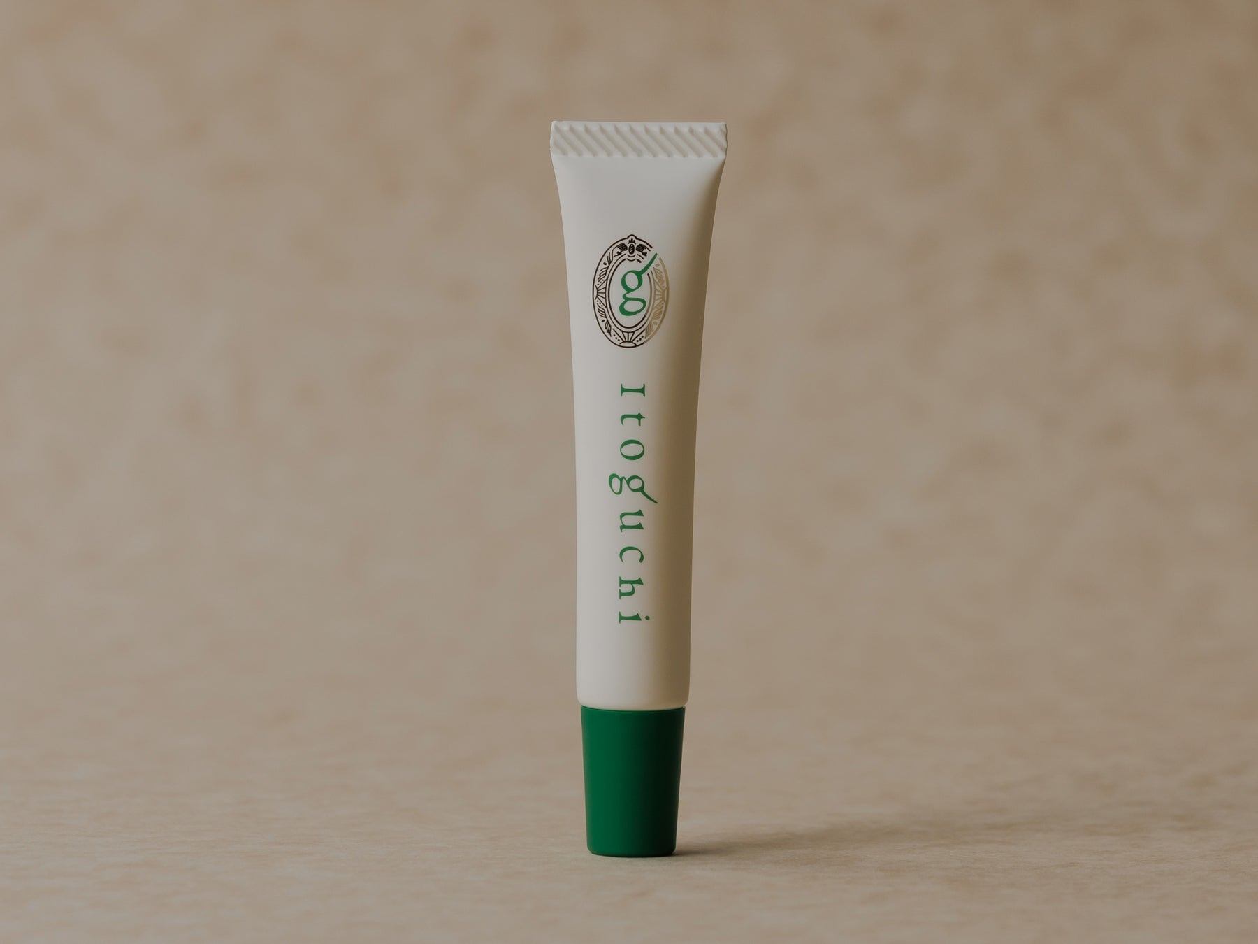 みどりまゆ モイスト リップエッセンス / Itoguchi