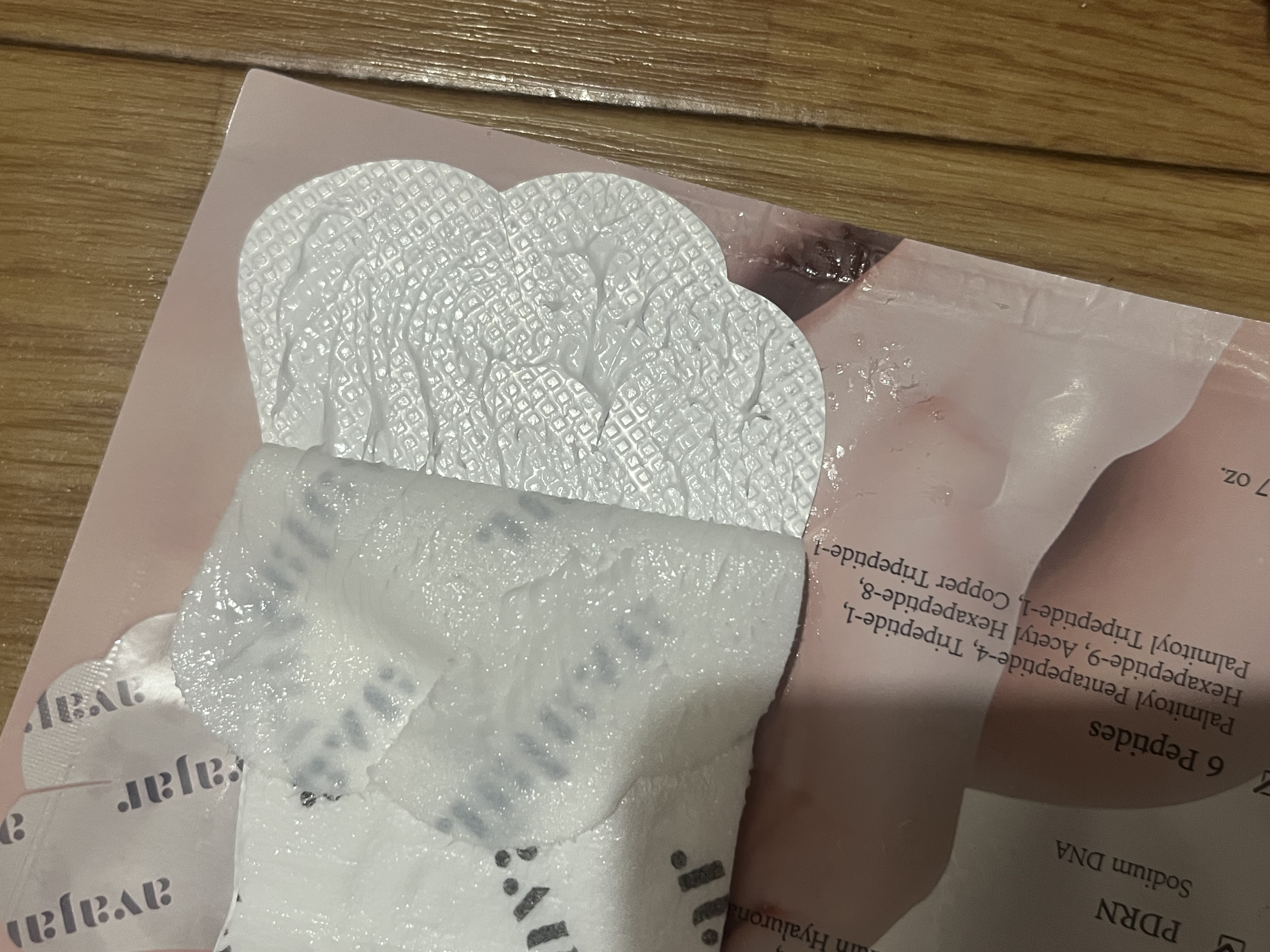 プレミアムネックマスク/avajar/シートマスク・パックを使ったクチコミ（2枚目）